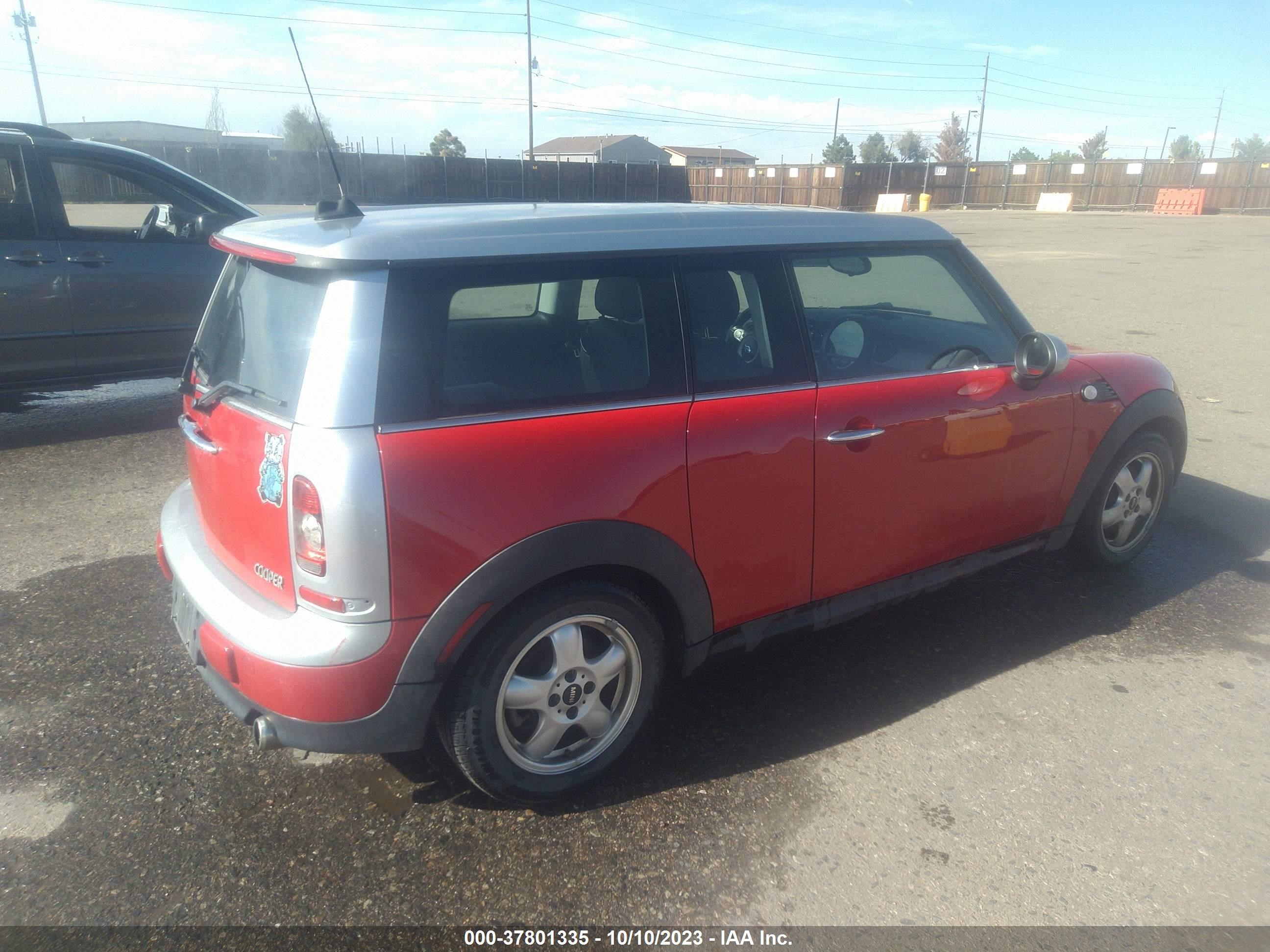 Photo 3 VIN: WMWML3C57ATX38876 - MINI CLUBMAN 