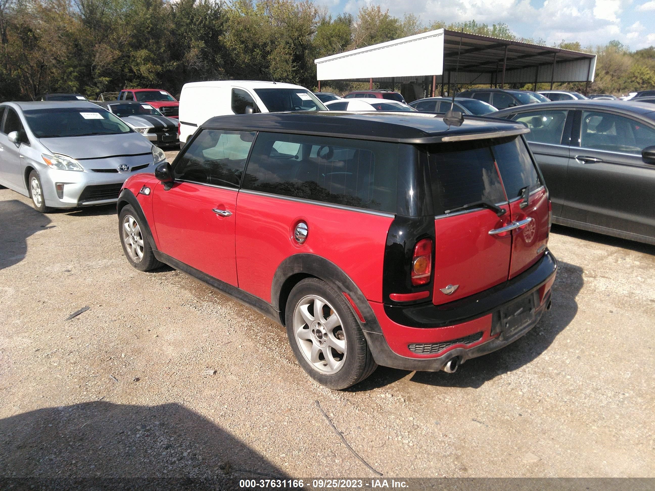 Photo 2 VIN: WMWMM33548TP89484 - MINI CLUBMAN 