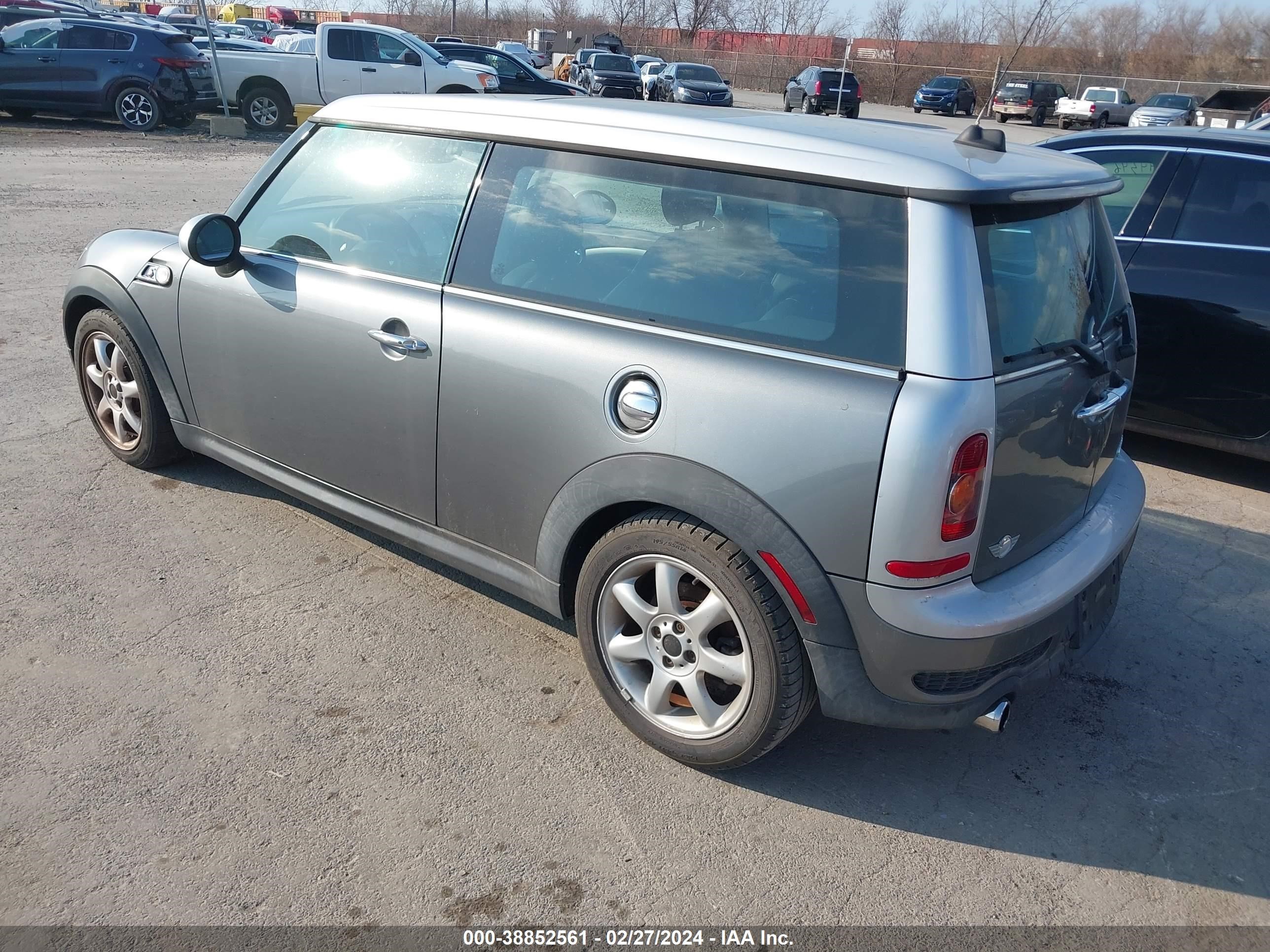 Photo 2 VIN: WMWMM33598TP87830 - MINI COOPER 