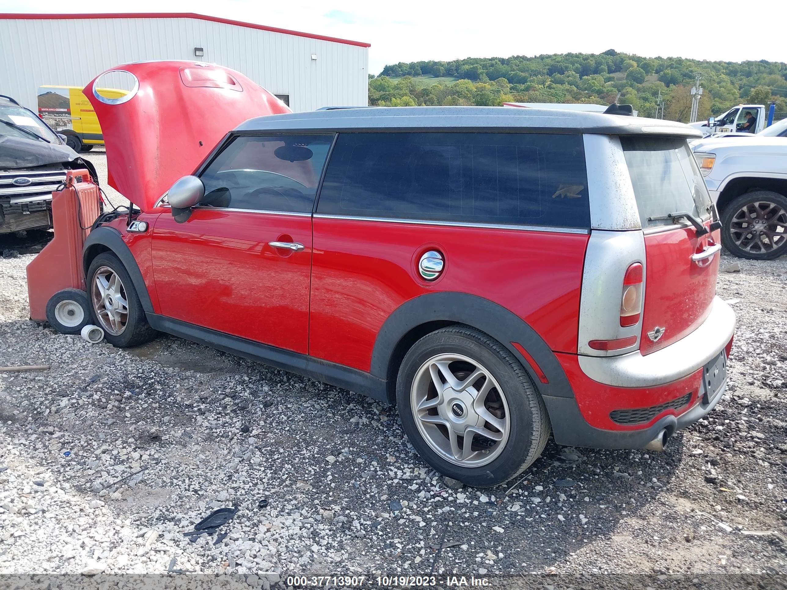 Photo 2 VIN: WMWMM3C54ATP94321 - MINI CLUBMAN 