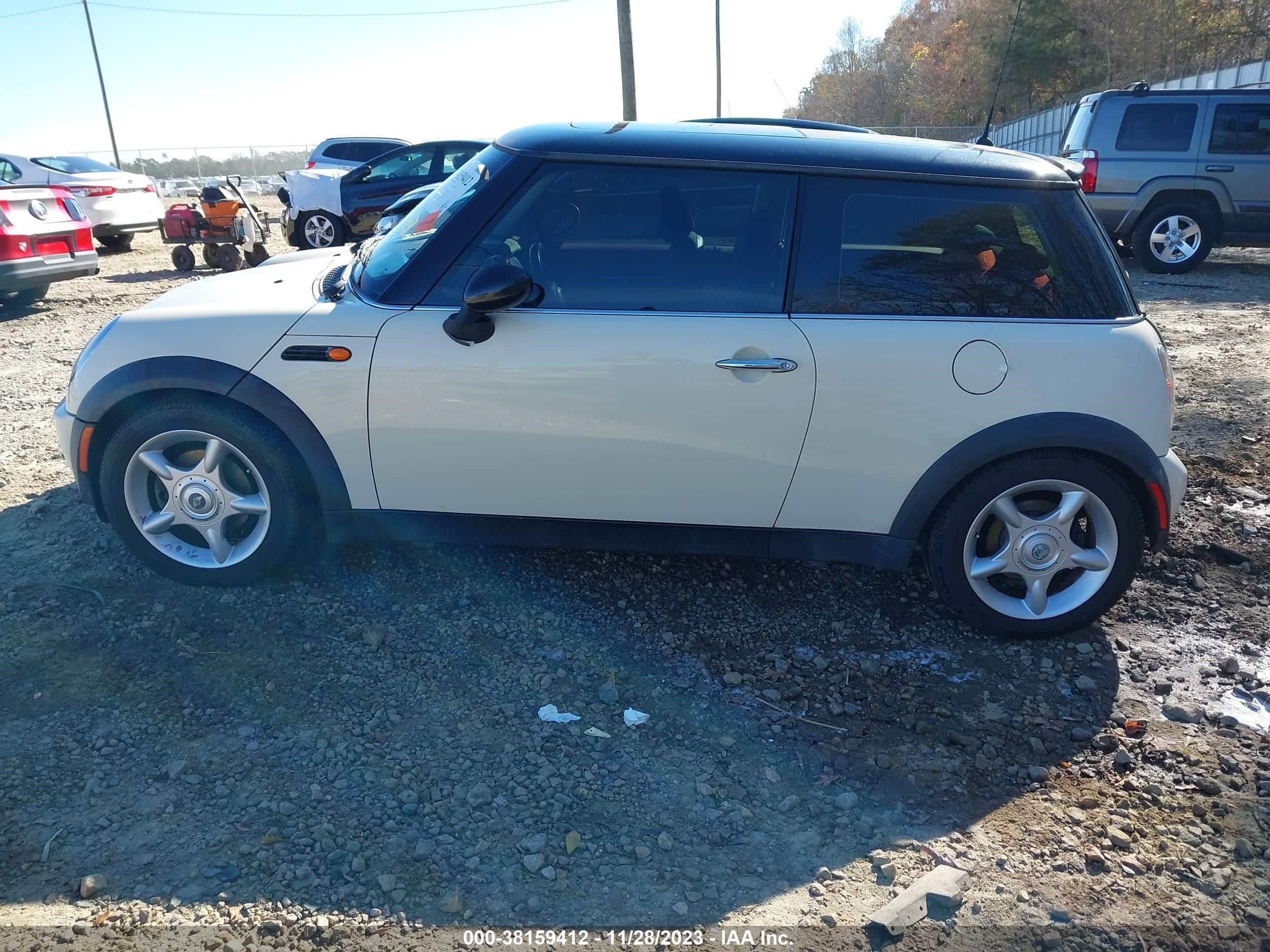 Photo 13 VIN: WMWRC33413TE19461 - MINI HARD TOP 