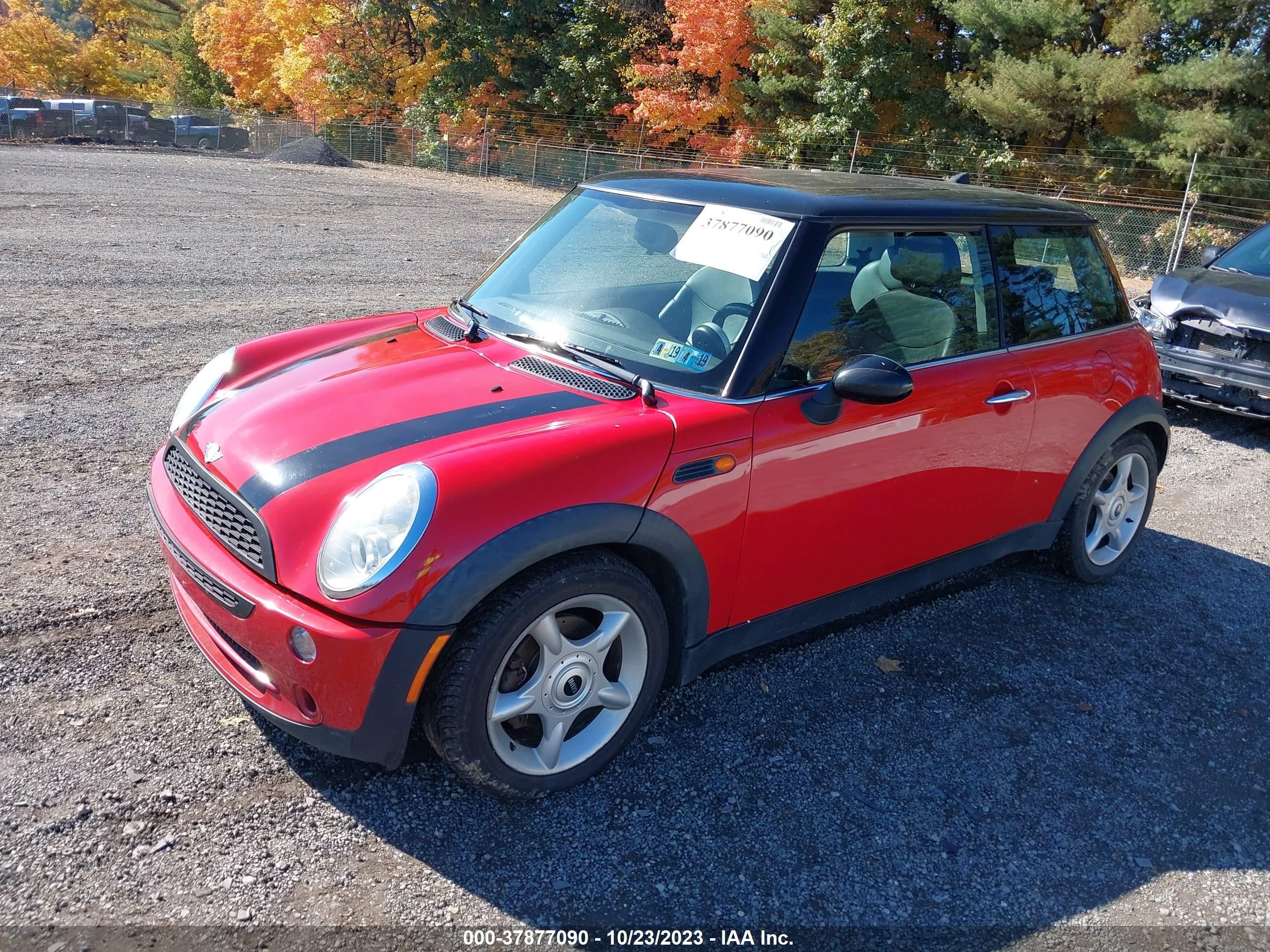 Photo 1 VIN: WMWRC33415TJ67579 - MINI HARD TOP 