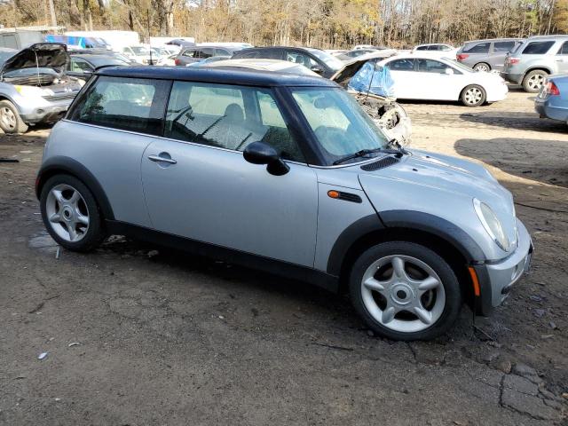 Photo 3 VIN: WMWRC33424TJ60820 - MINI COOPER 