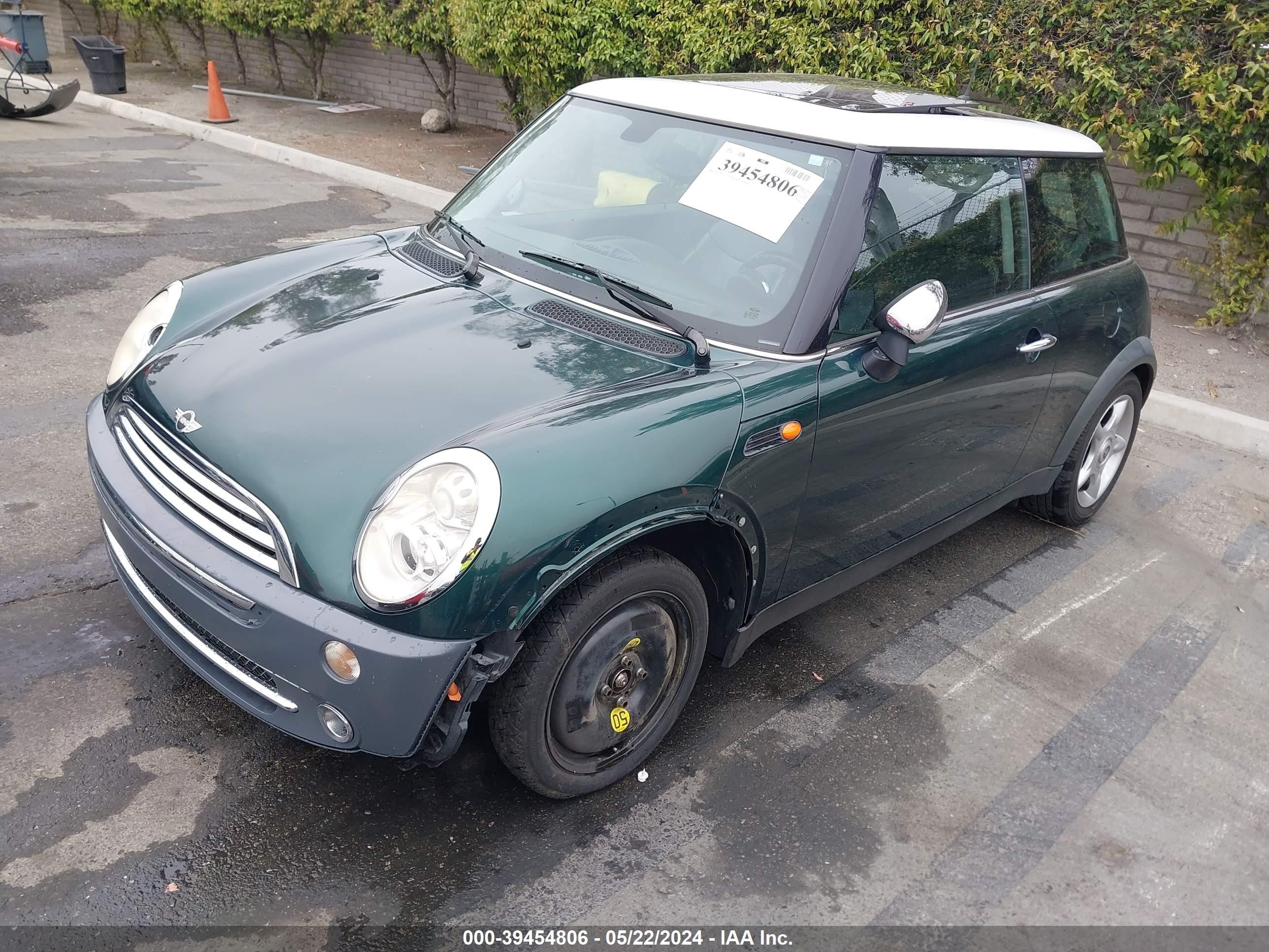 Photo 1 VIN: WMWRC33425TC58136 - MINI COOPER 