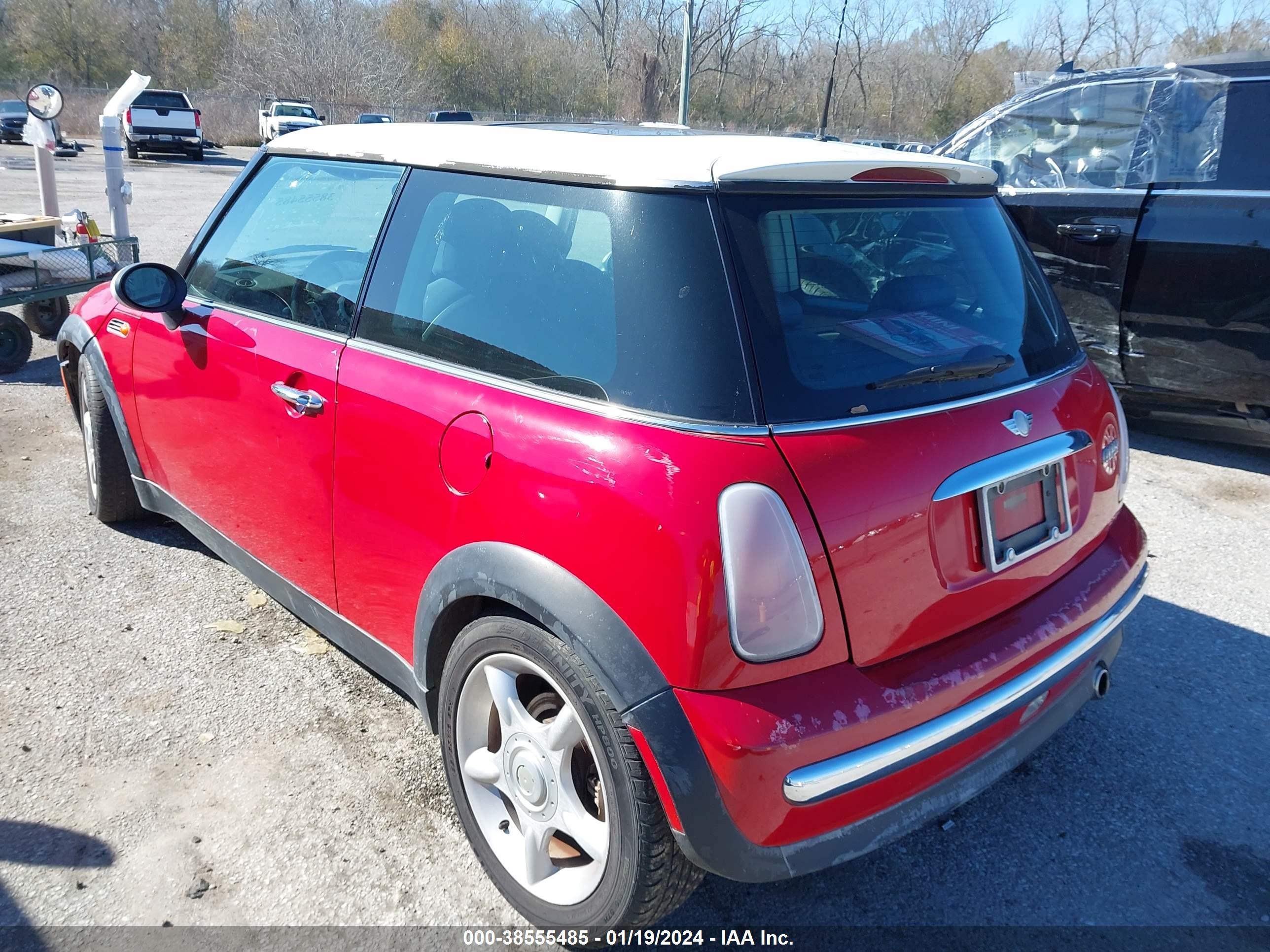 Photo 2 VIN: WMWRC33444TC49839 - MINI COOPER 