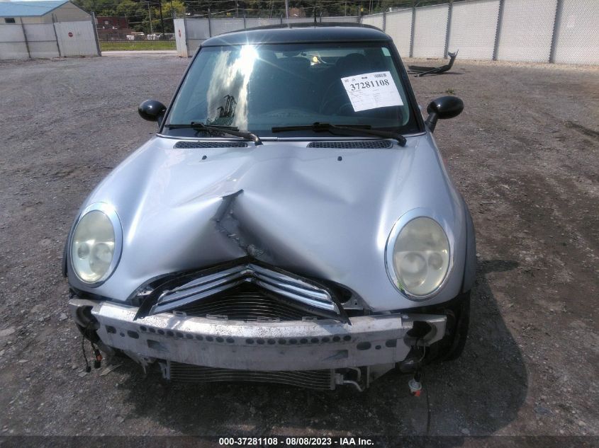 Photo 5 VIN: WMWRC33452TE11832 - MINI COOPER 