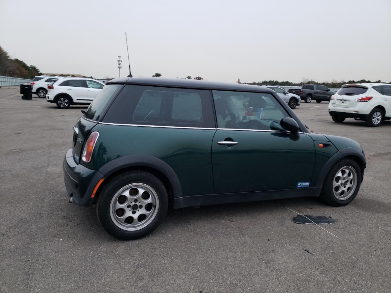 Photo 2 VIN: WMWRC33453TJ52306 - MINI COOPER 