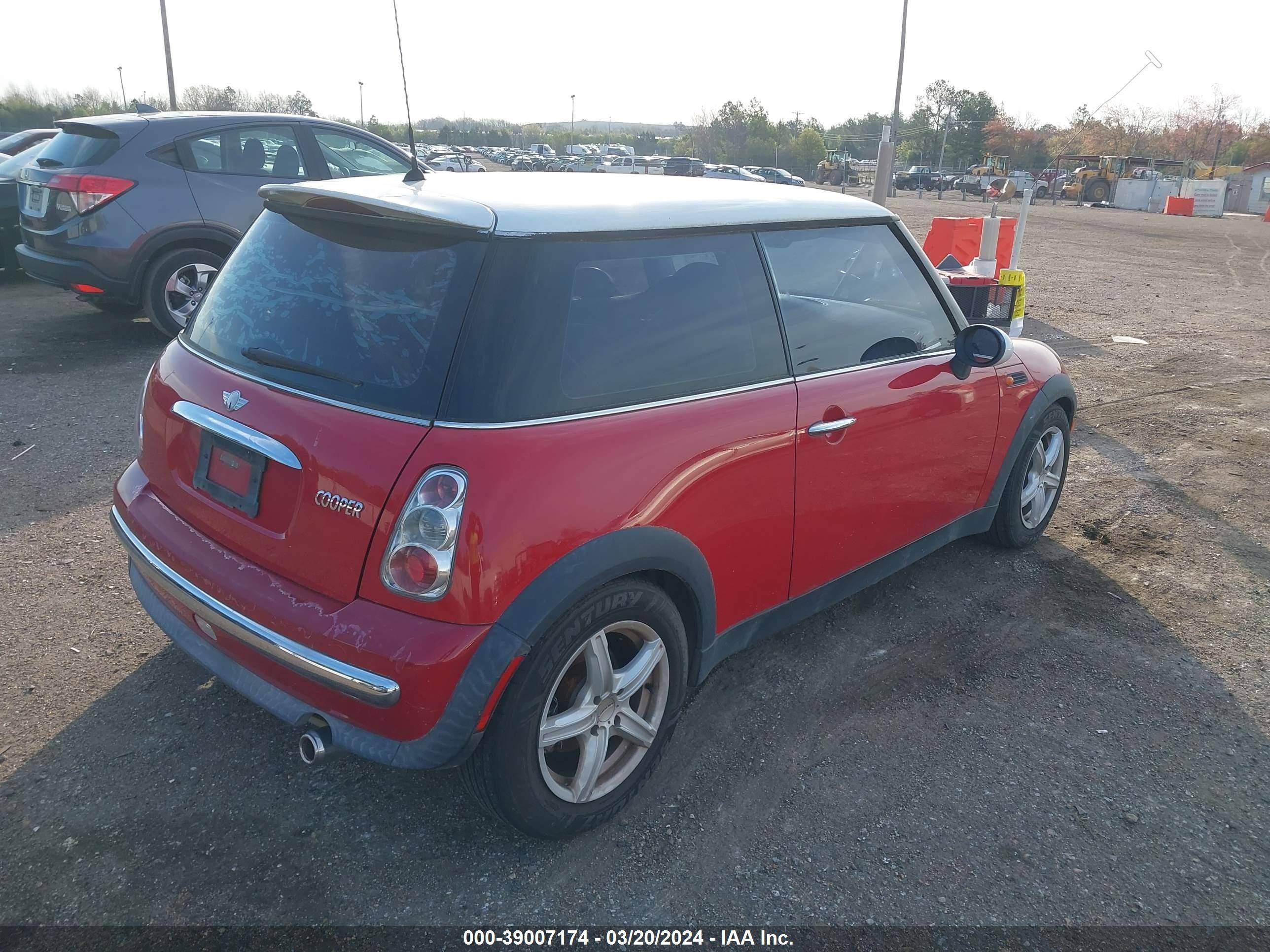 Photo 3 VIN: WMWRC33454TC50448 - MINI COOPER 