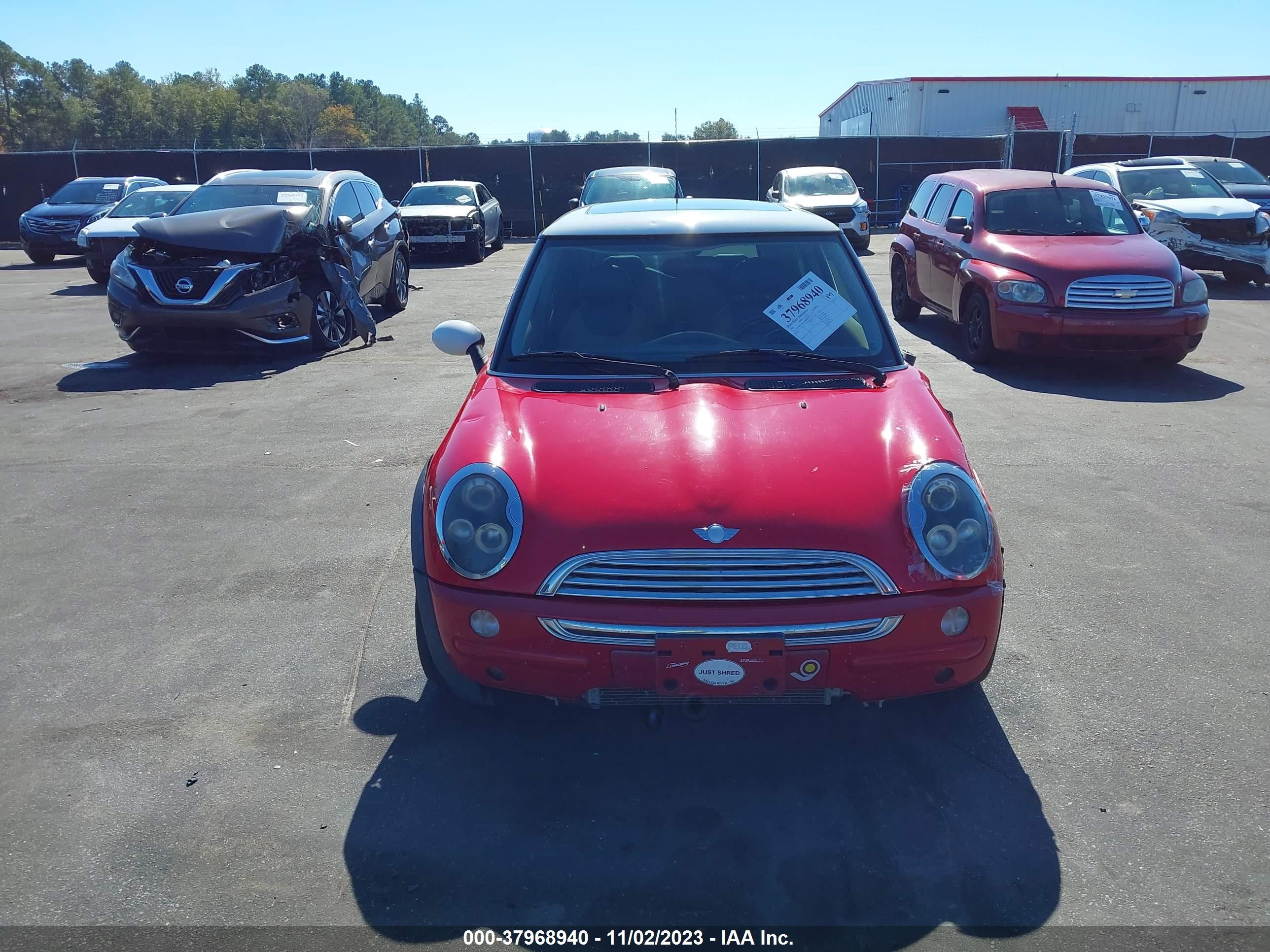 Photo 11 VIN: WMWRC33483TC45890 - MINI HARD TOP 