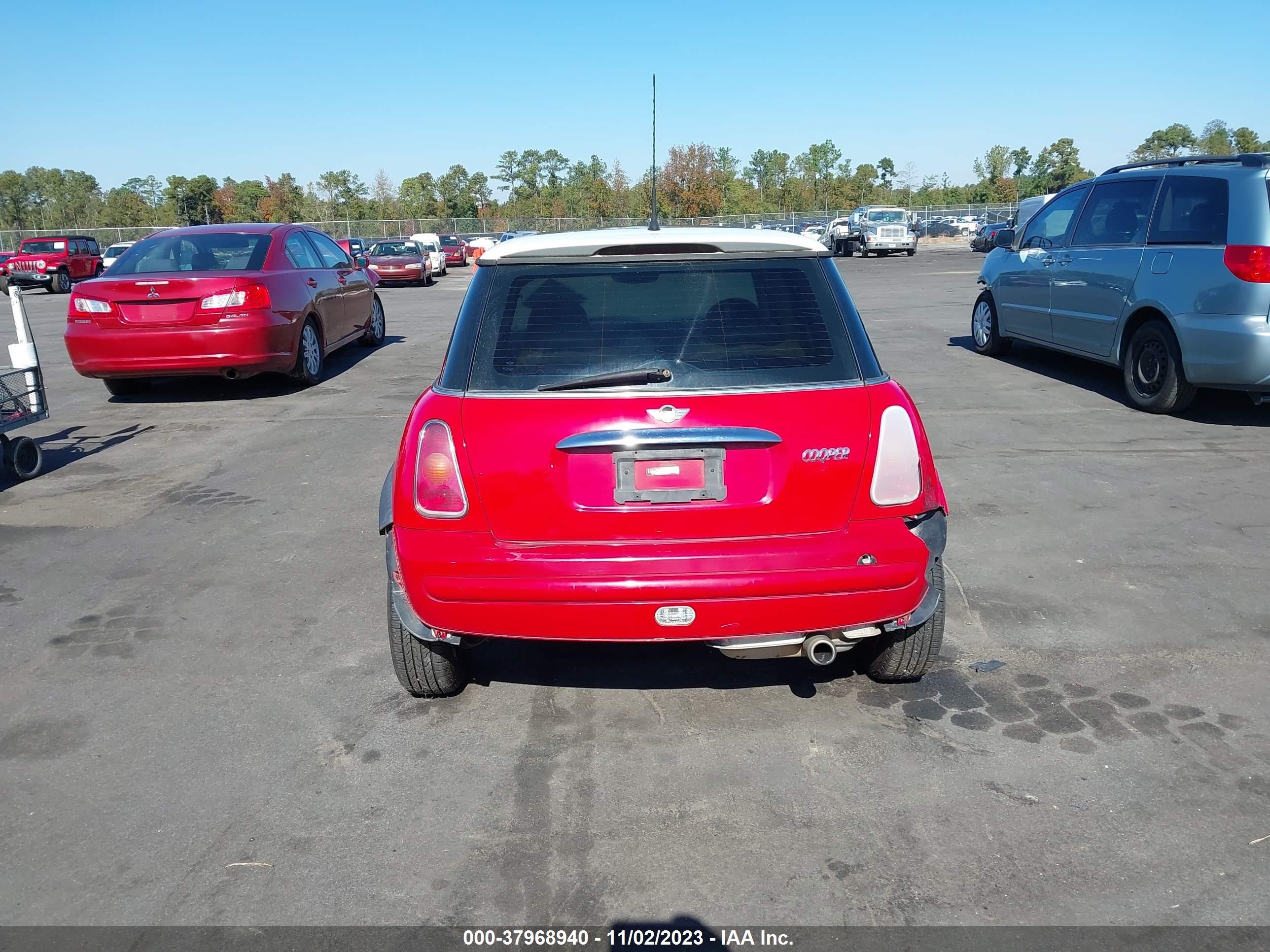 Photo 15 VIN: WMWRC33483TC45890 - MINI HARD TOP 