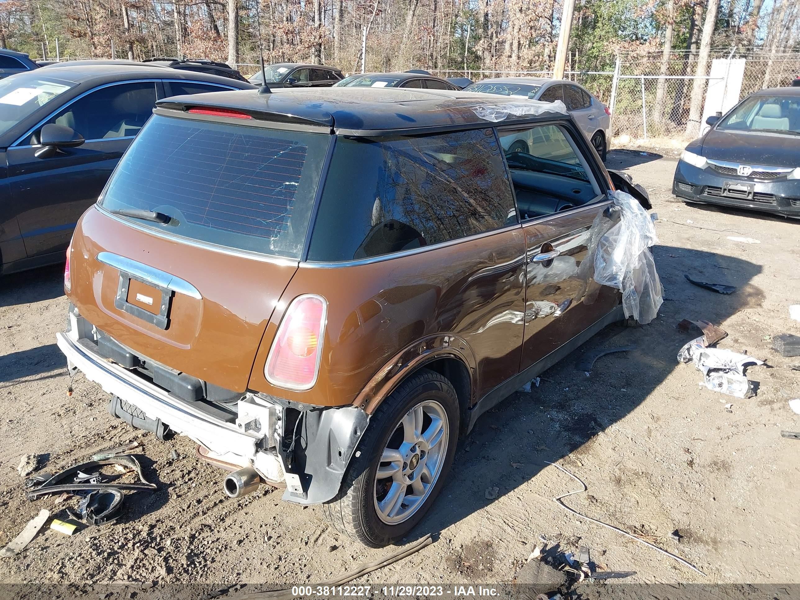 Photo 3 VIN: WMWRC33483TJ50095 - MINI HARD TOP 