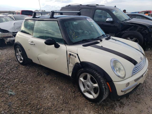 Photo 3 VIN: WMWRC334X3TC45907 - MINI COOPER 