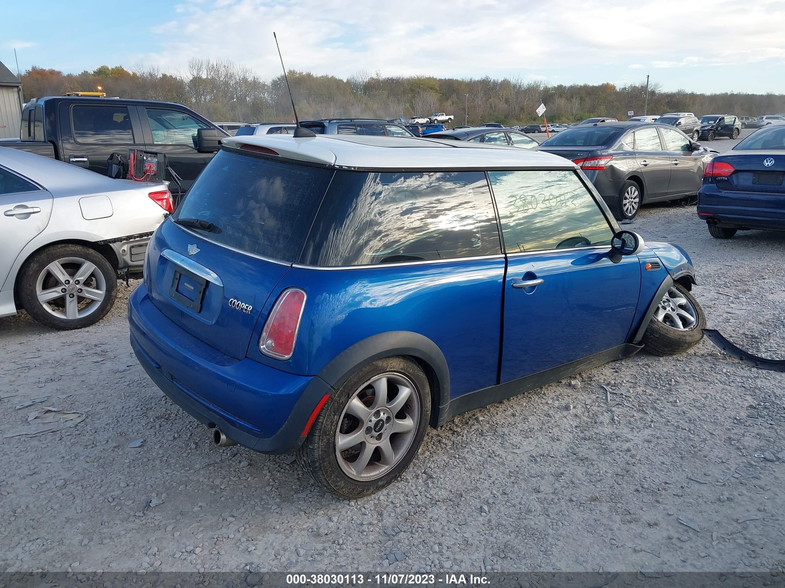 Photo 3 VIN: WMWRC33506TK18371 - MINI COOPER 