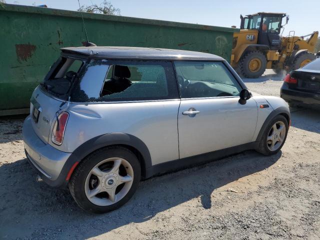 Photo 2 VIN: WMWRC33526TK65837 - MINI COOPER 