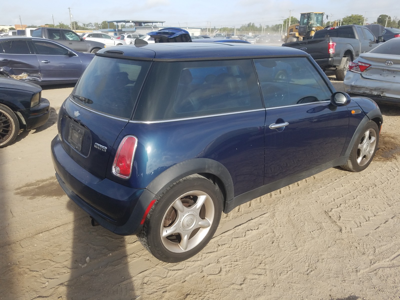 Photo 3 VIN: WMWRC33546TJ79395 - MINI COOPER 