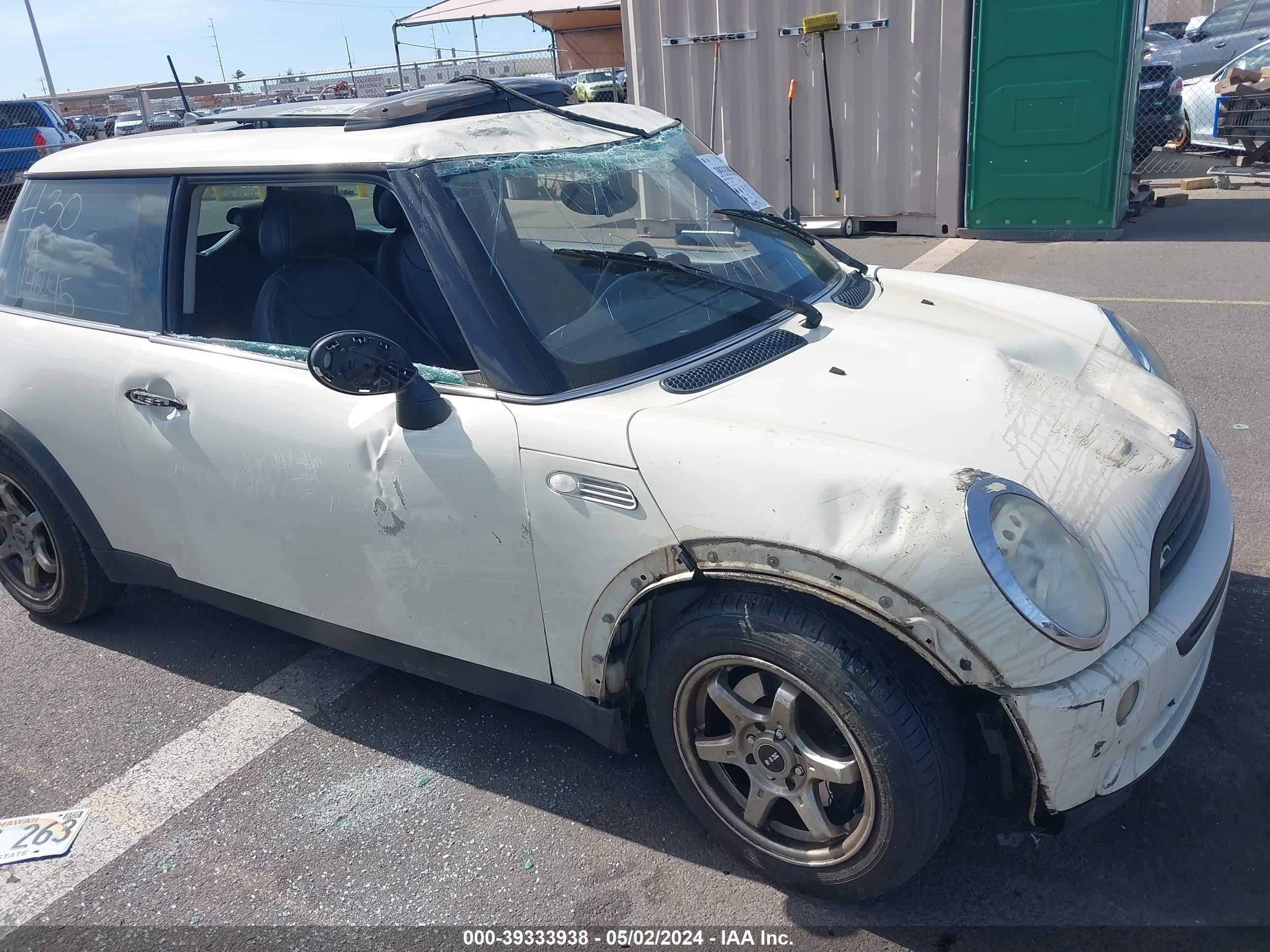 Photo 18 VIN: WMWRC33576TJ77348 - MINI COOPER 