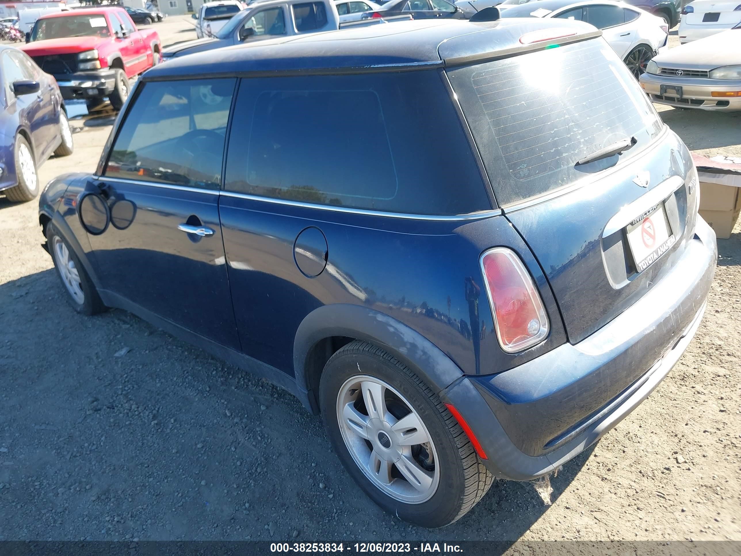 Photo 2 VIN: WMWRC33596TJ78016 - MINI COOPER 