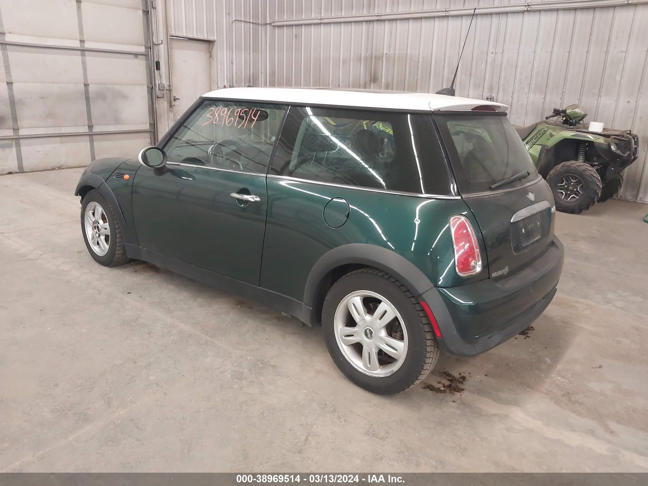 Photo 2 VIN: WMWRC33596TK72350 - MINI COOPER 