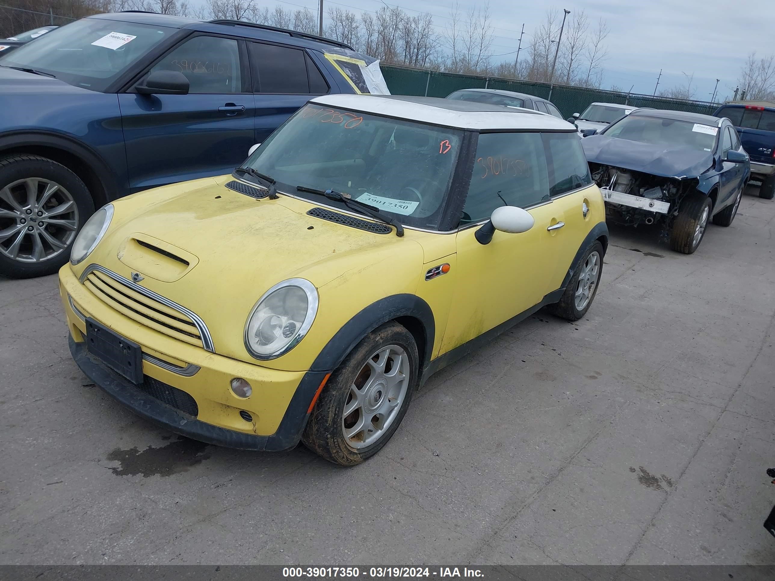 Photo 1 VIN: WMWRE33413TD65041 - MINI COOPER 