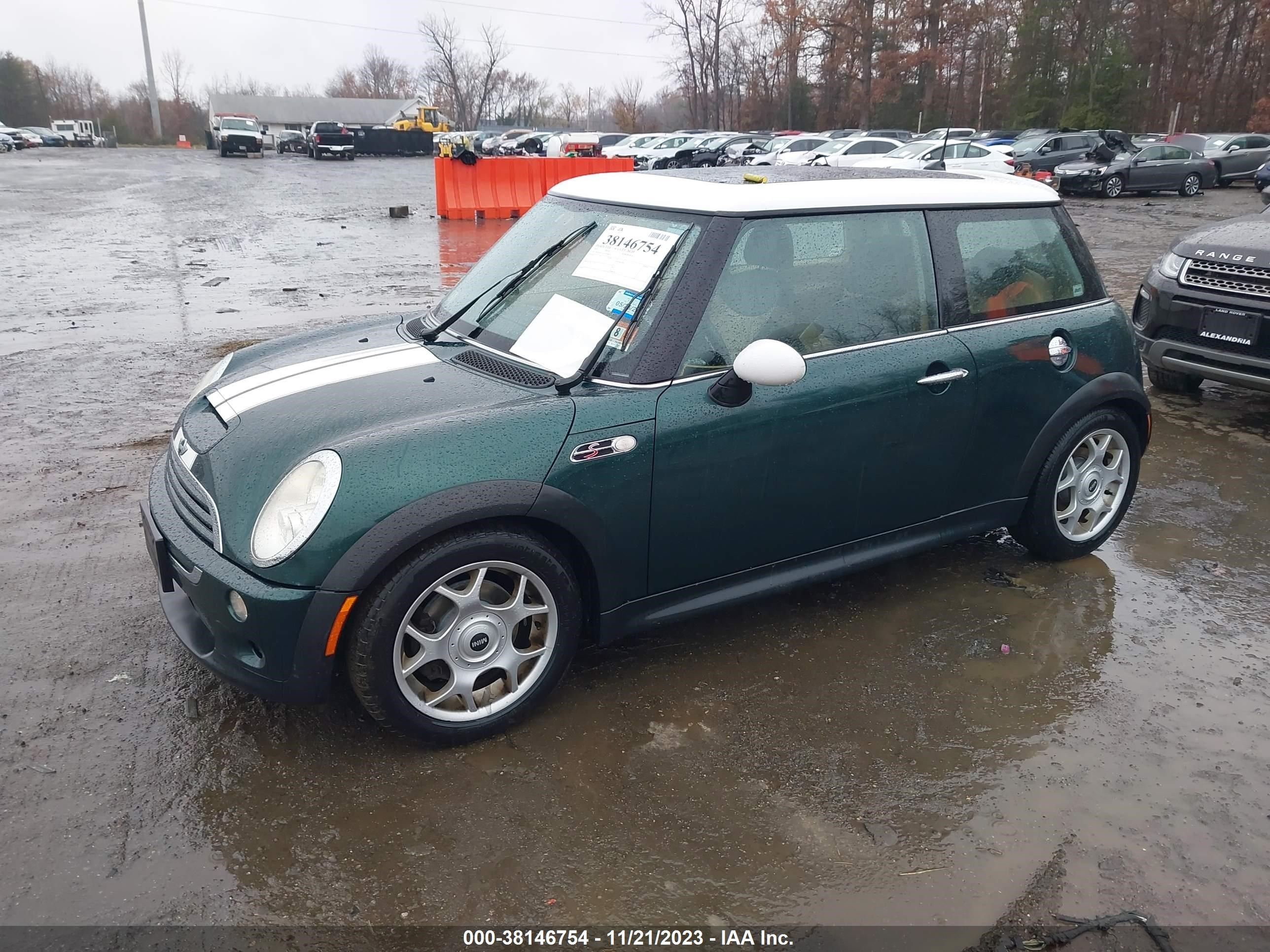 Photo 1 VIN: WMWRE33415TD90475 - MINI COOPER 