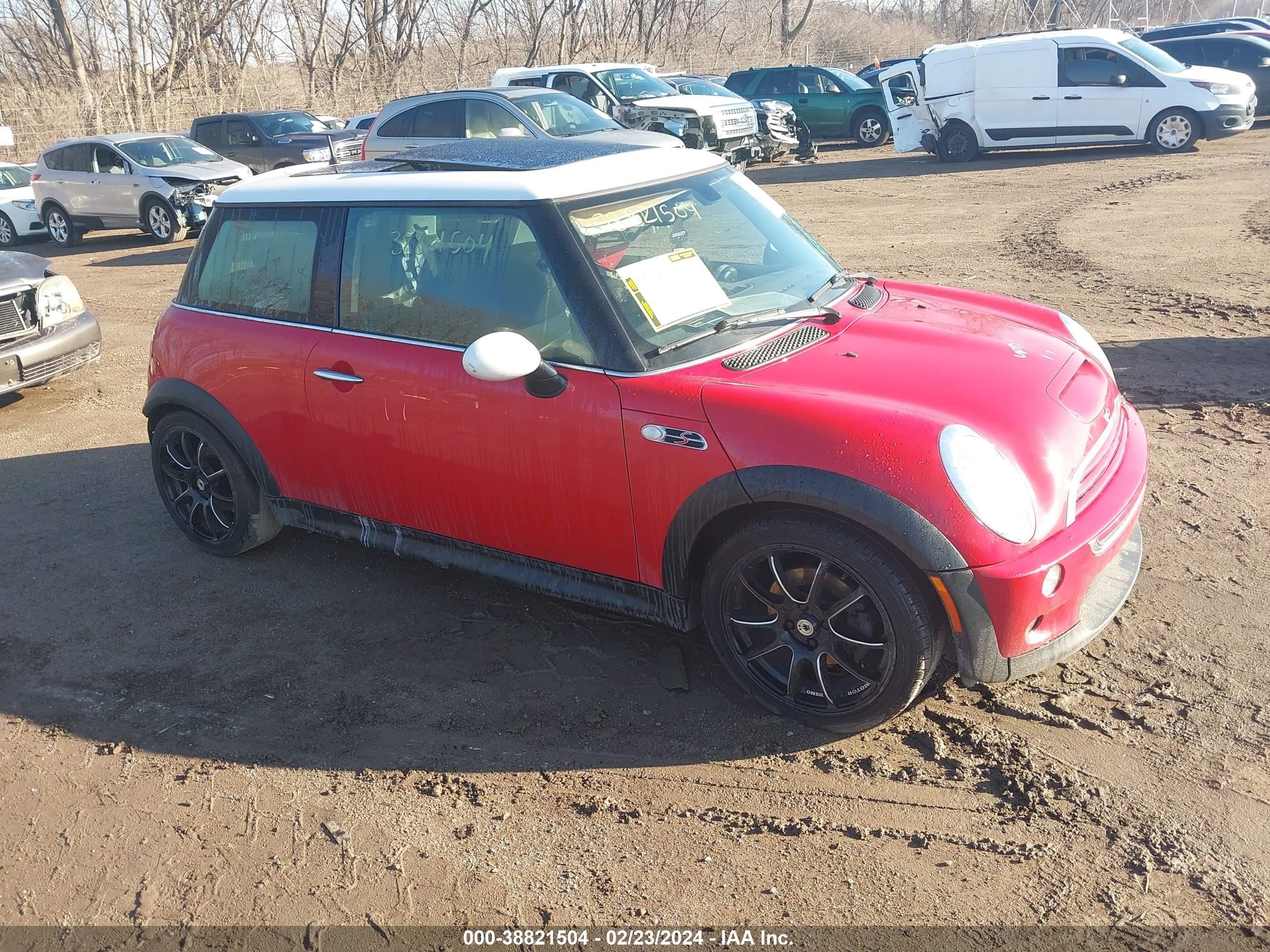 Photo 0 VIN: WMWRE33464TD83374 - MINI COOPER 