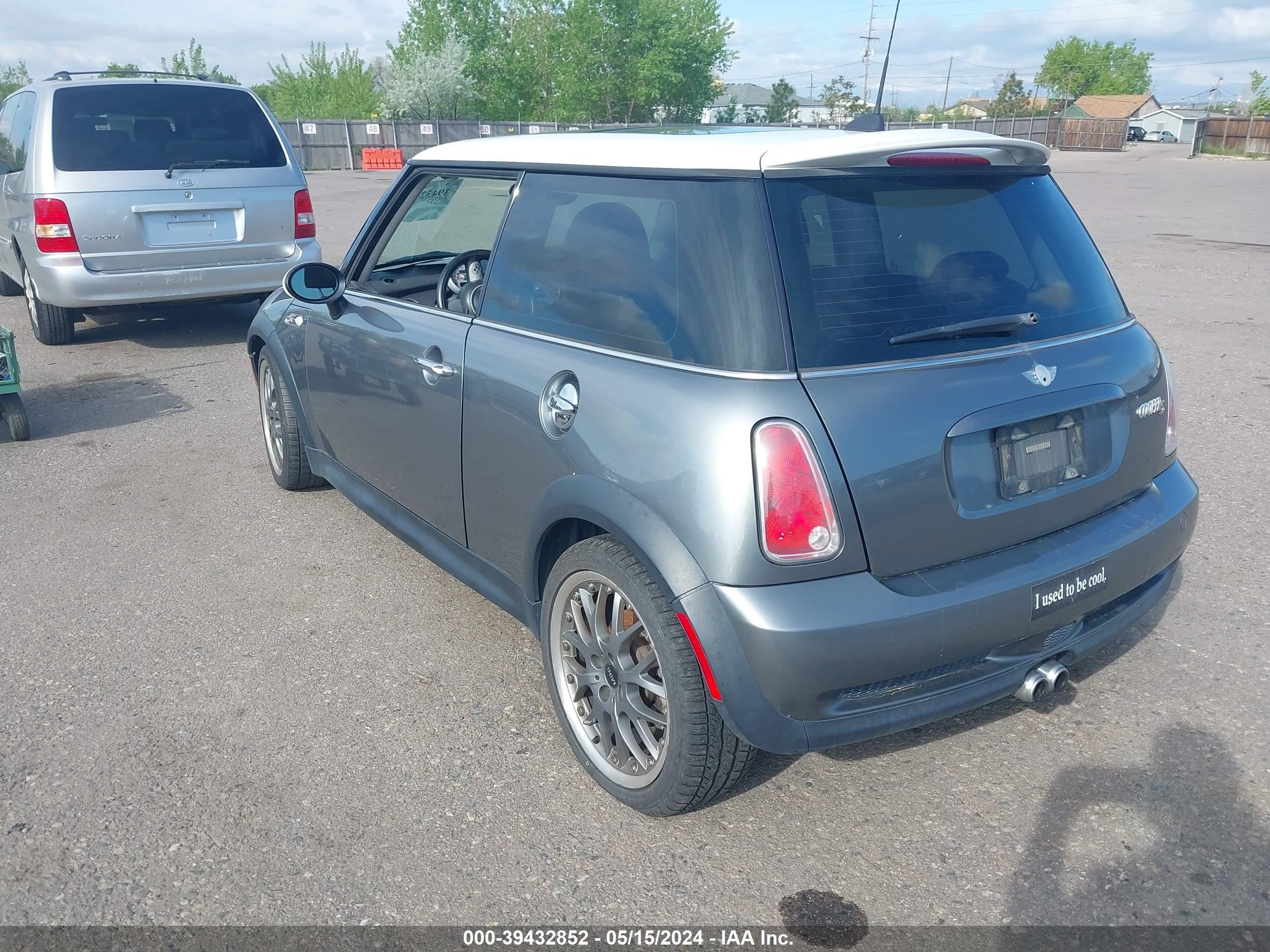 Photo 2 VIN: WMWRE33465TD97809 - MINI COOPER 