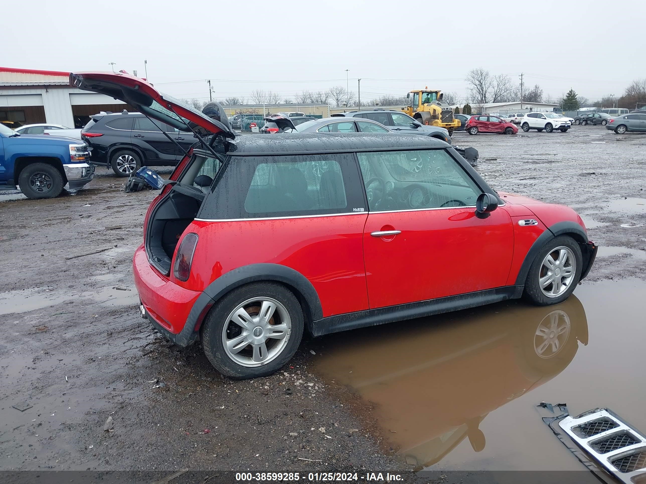 Photo 3 VIN: WMWRE33473TD66940 - MINI COOPER 