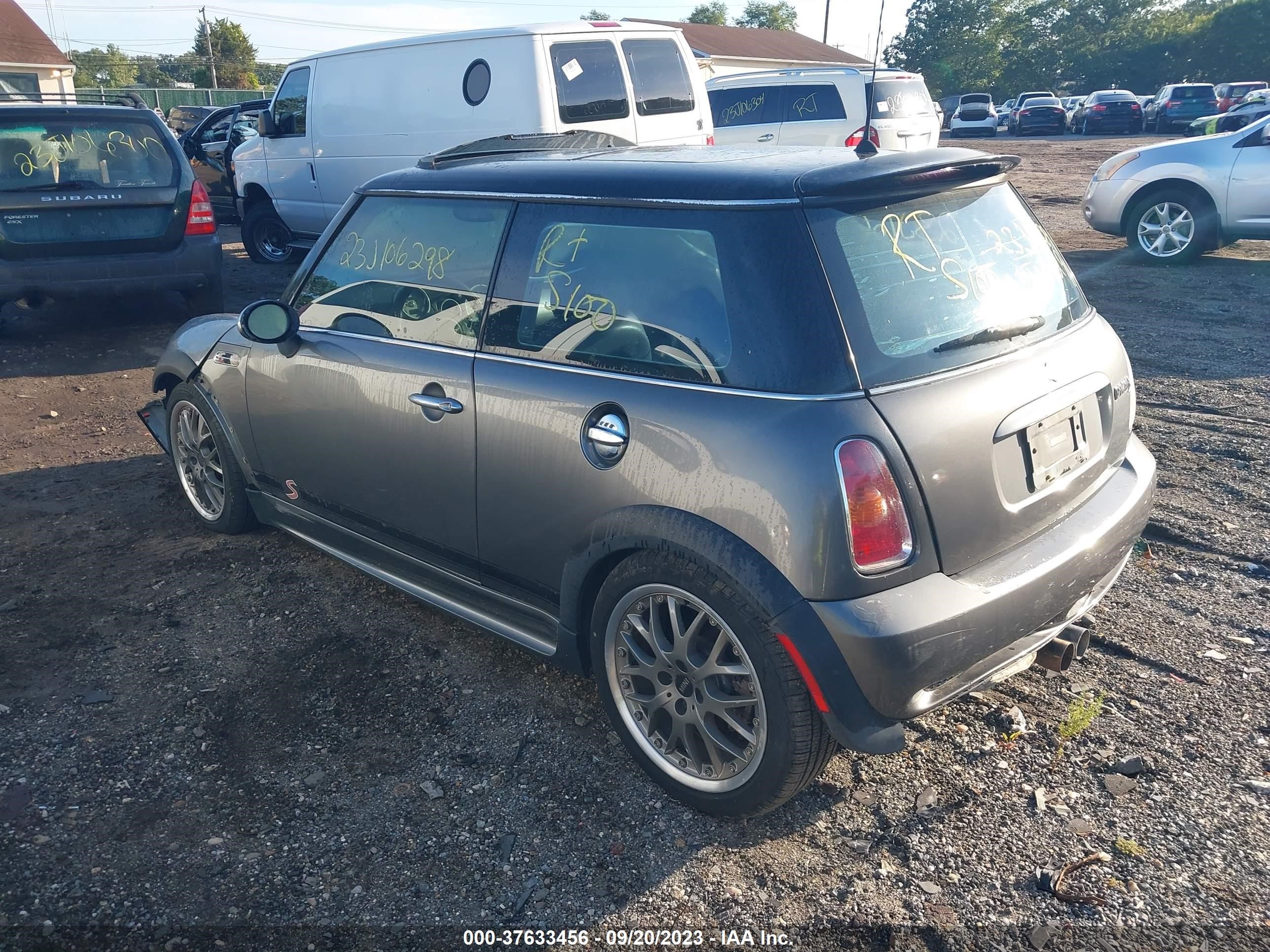 Photo 2 VIN: WMWRE33474TD87336 - MINI HARD TOP 