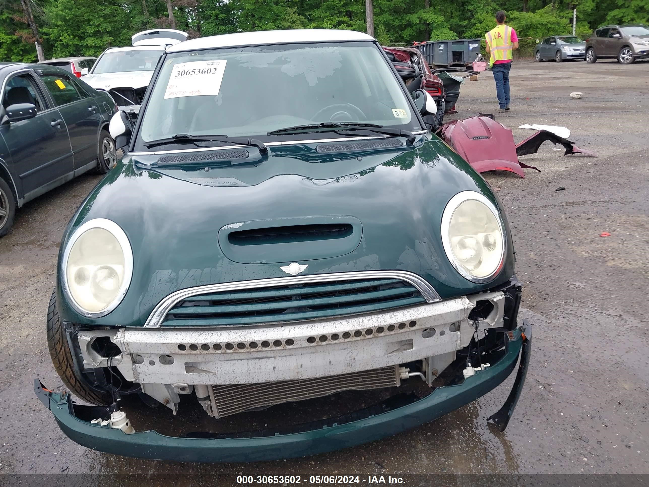 Photo 12 VIN: WMWRE33484TD85644 - MINI COOPER 