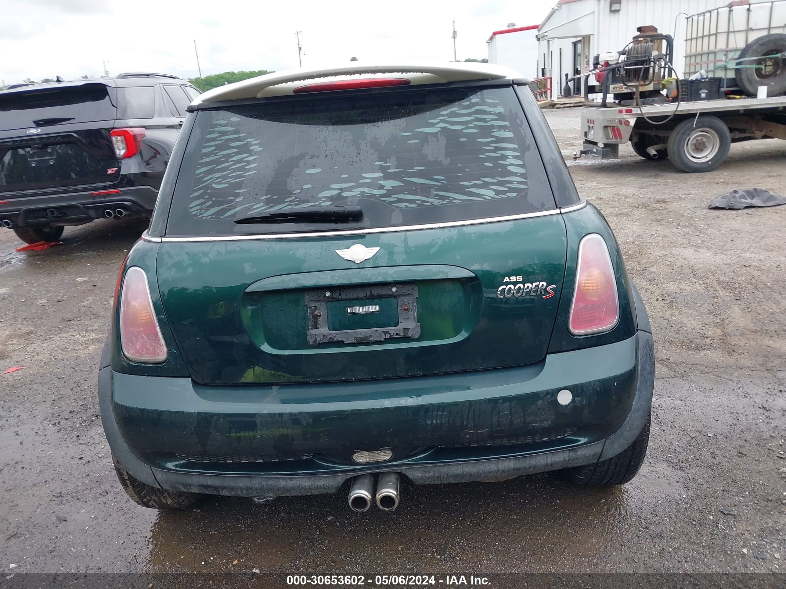 Photo 15 VIN: WMWRE33484TD85644 - MINI COOPER 