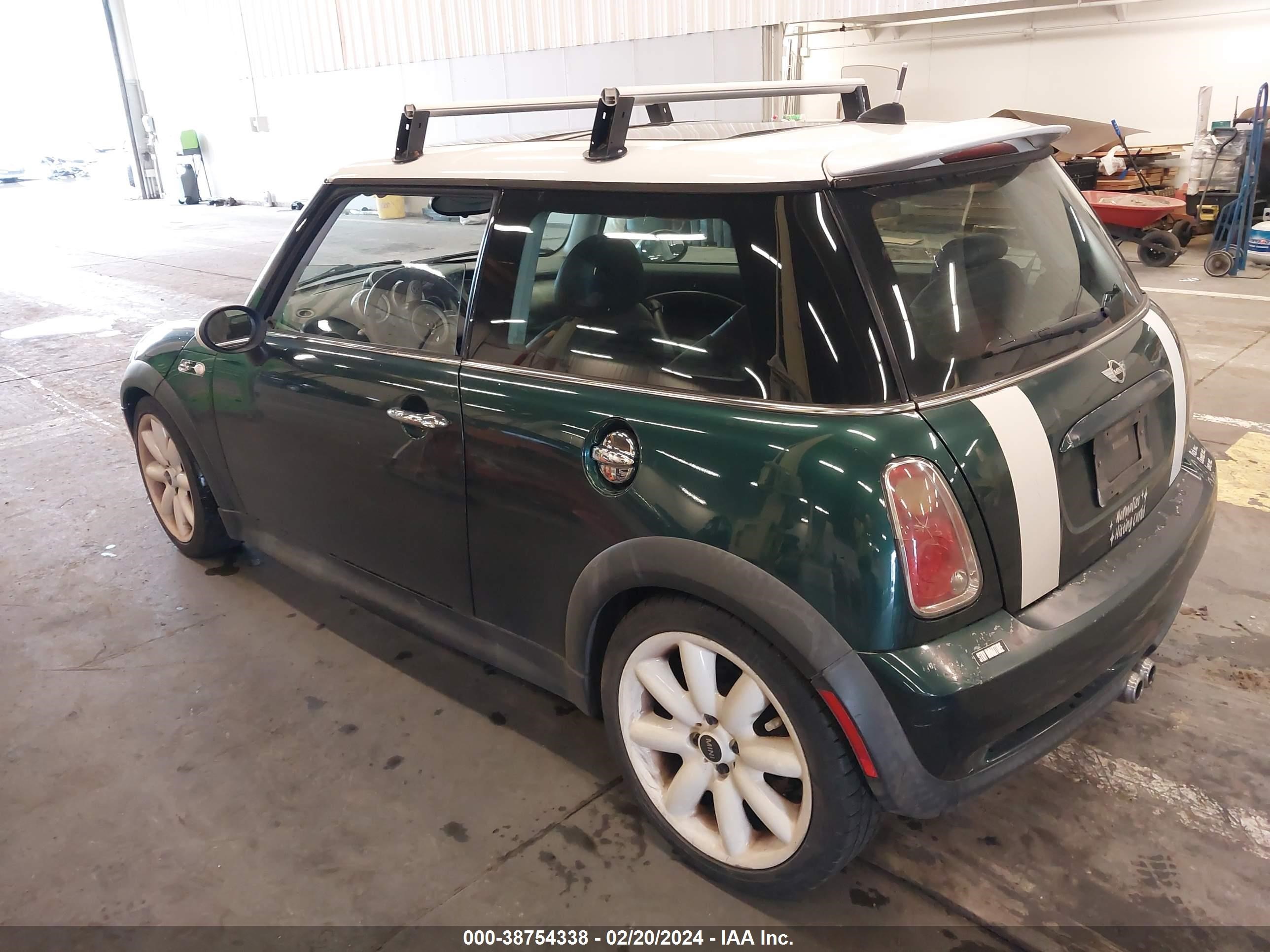 Photo 2 VIN: WMWRE33485TD96158 - MINI COOPER 