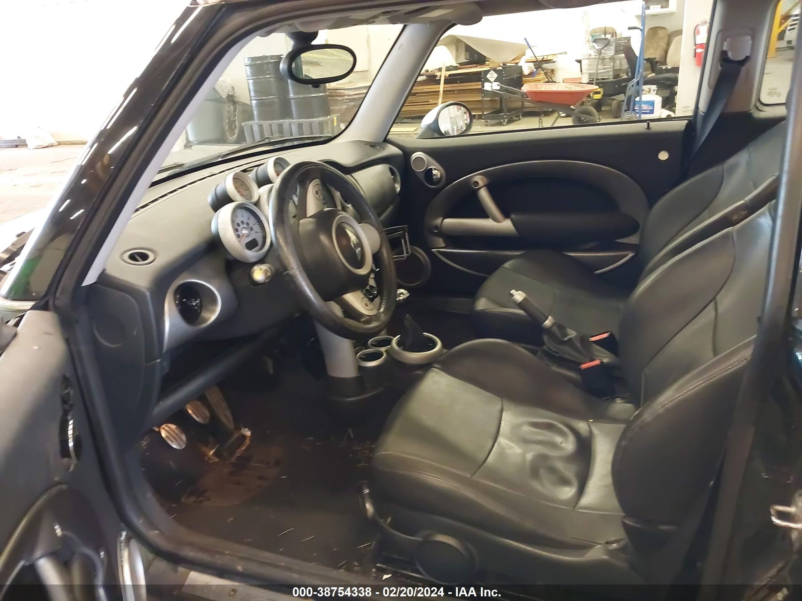 Photo 4 VIN: WMWRE33485TD96158 - MINI COOPER 