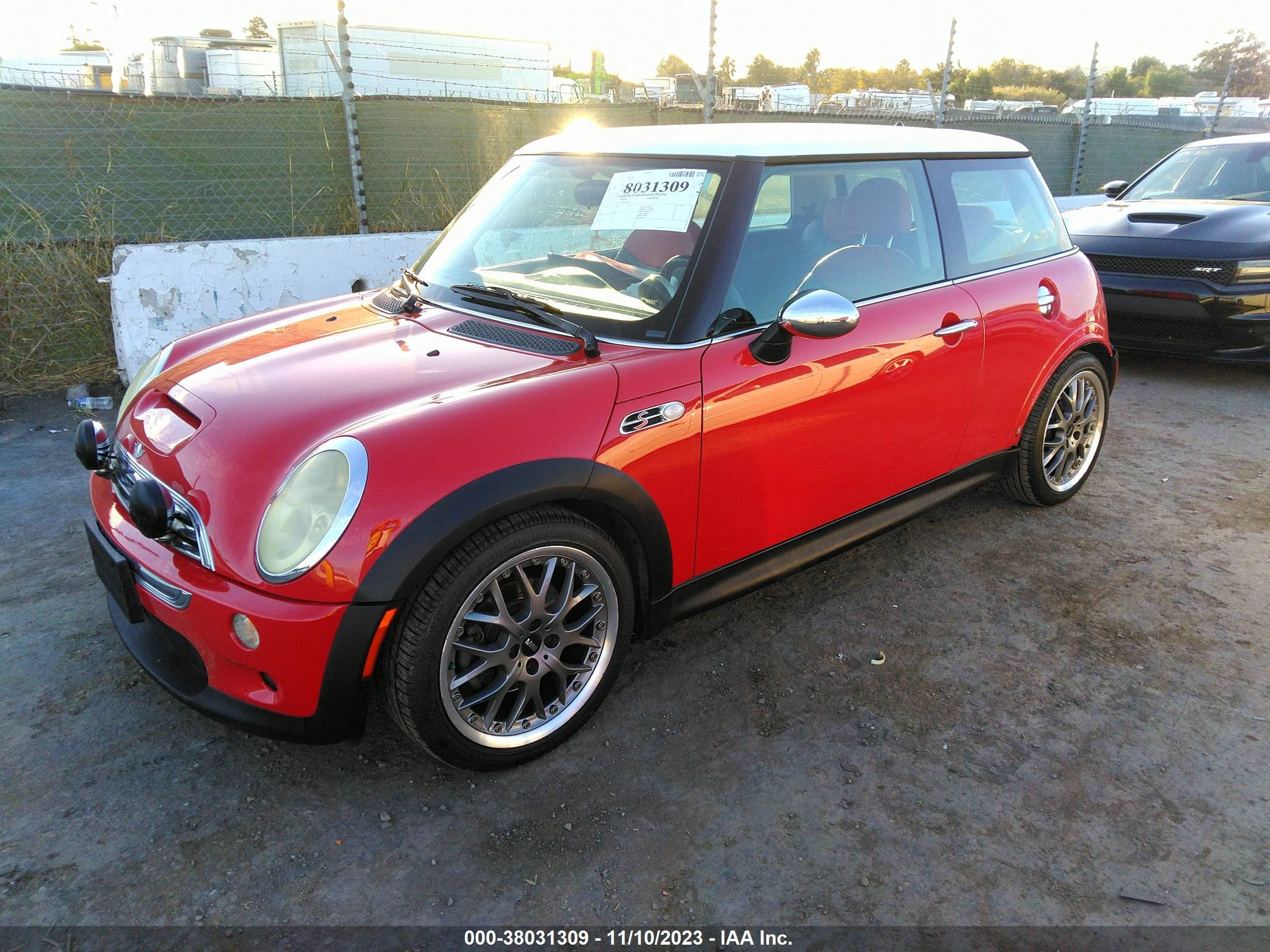 Photo 1 VIN: WMWRE33494TD90223 - MINI COOPER 