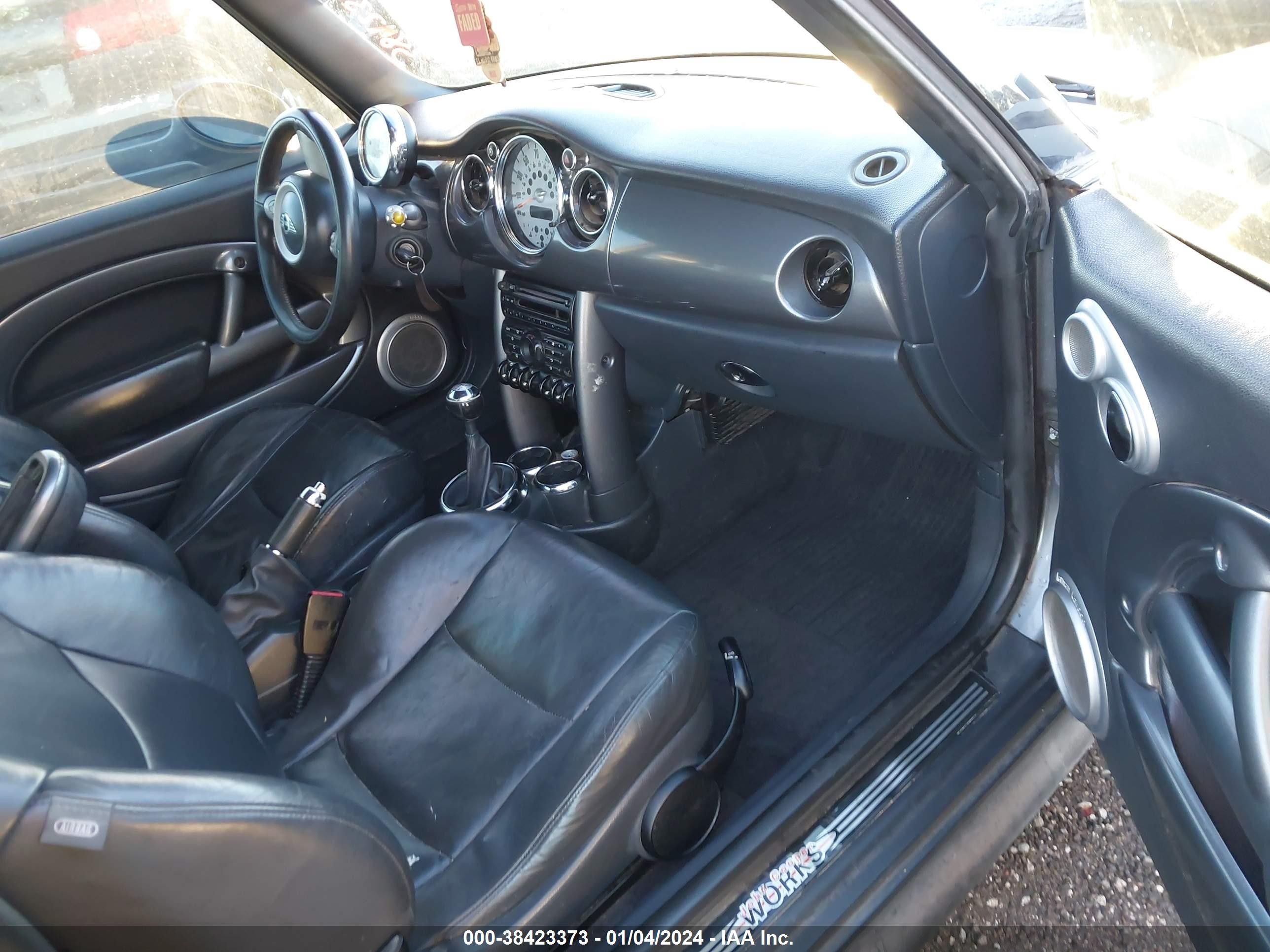 Photo 4 VIN: WMWRE33505TL10797 - MINI COOPER 