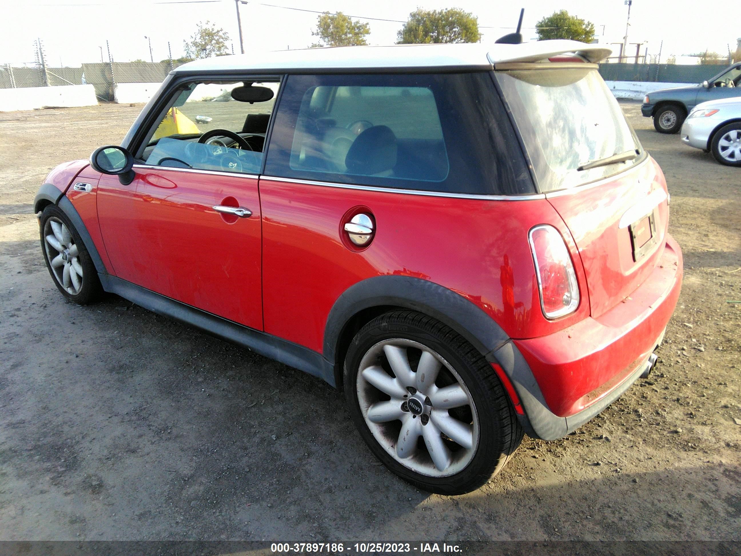 Photo 2 VIN: WMWRE33545TG97700 - MINI HARD TOP 