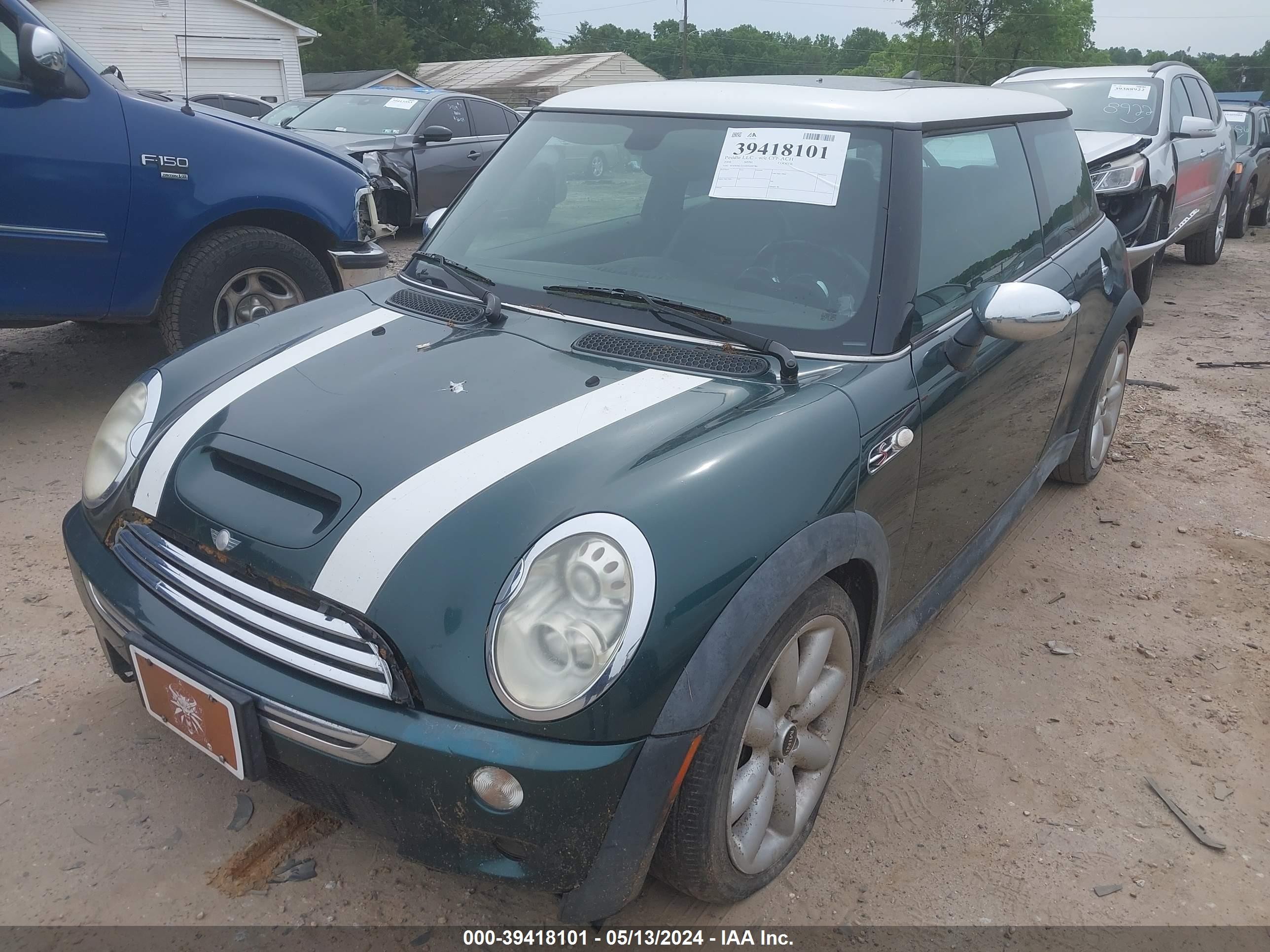 Photo 1 VIN: WMWRE33546TG99786 - MINI COOPER 