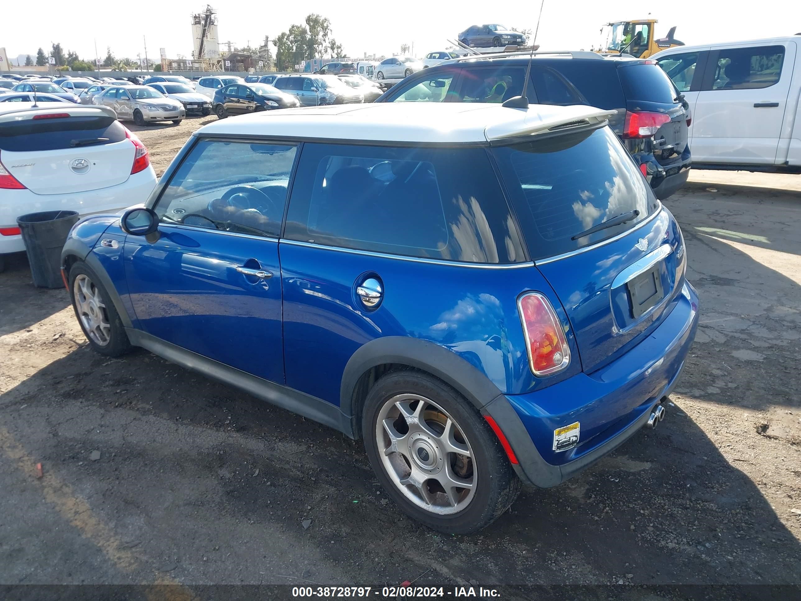 Photo 2 VIN: WMWRE33546TJ40364 - MINI COOPER 