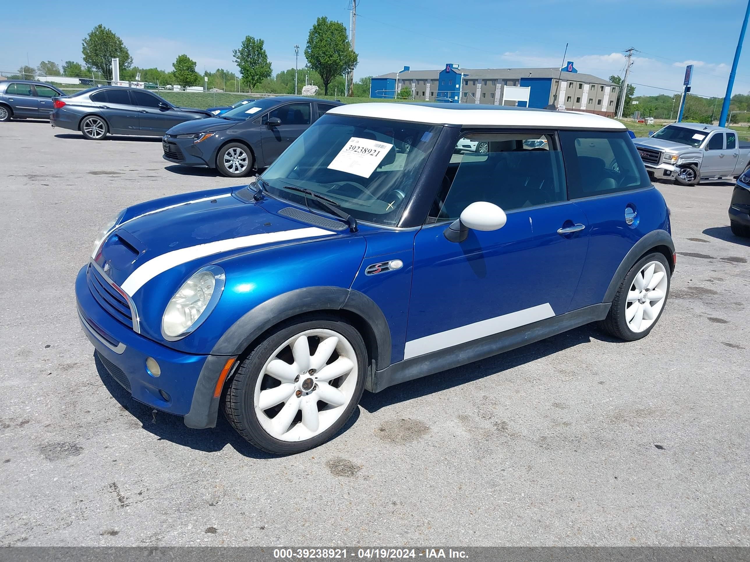 Photo 1 VIN: WMWRE33555TL15526 - MINI COOPER 