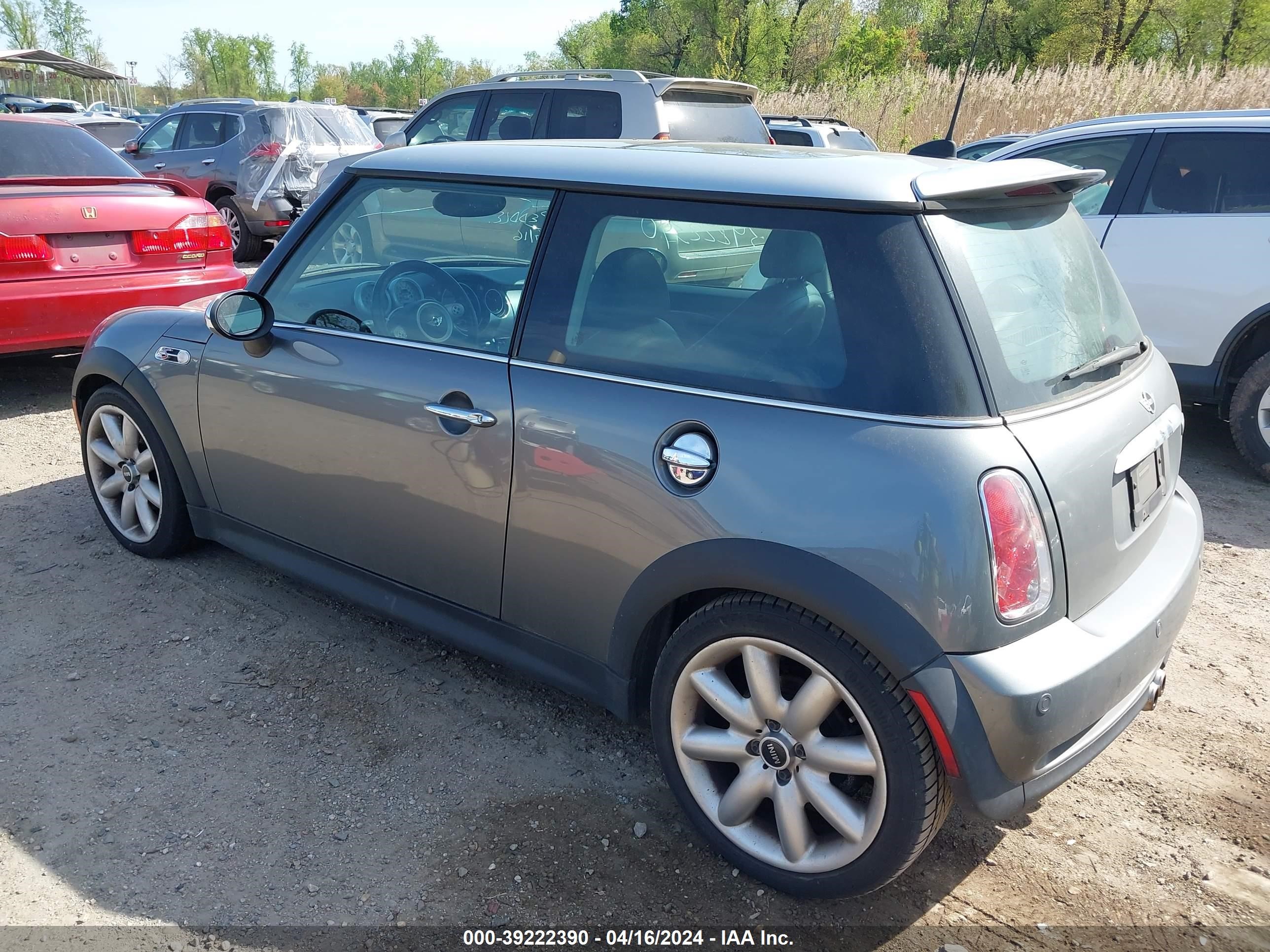 Photo 2 VIN: WMWRE33566TN26431 - MINI COOPER 