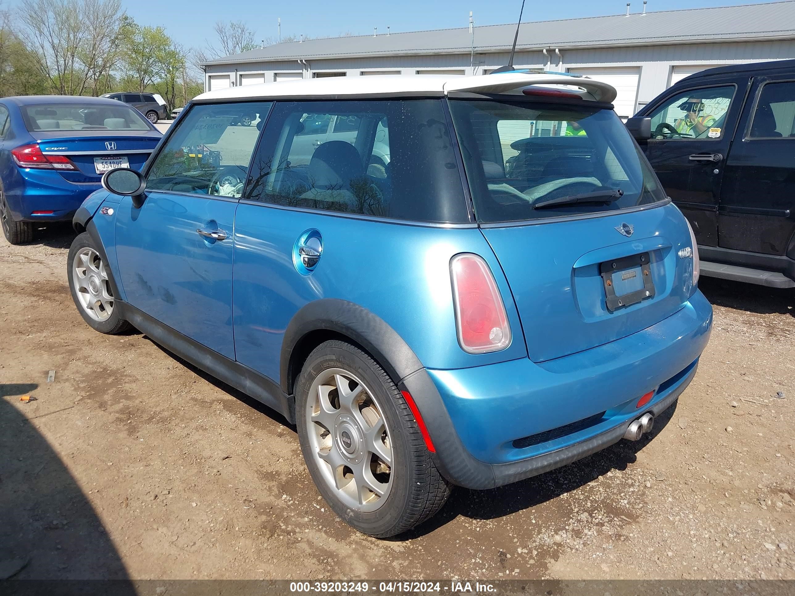 Photo 2 VIN: WMWRE33575TL10893 - MINI COOPER 