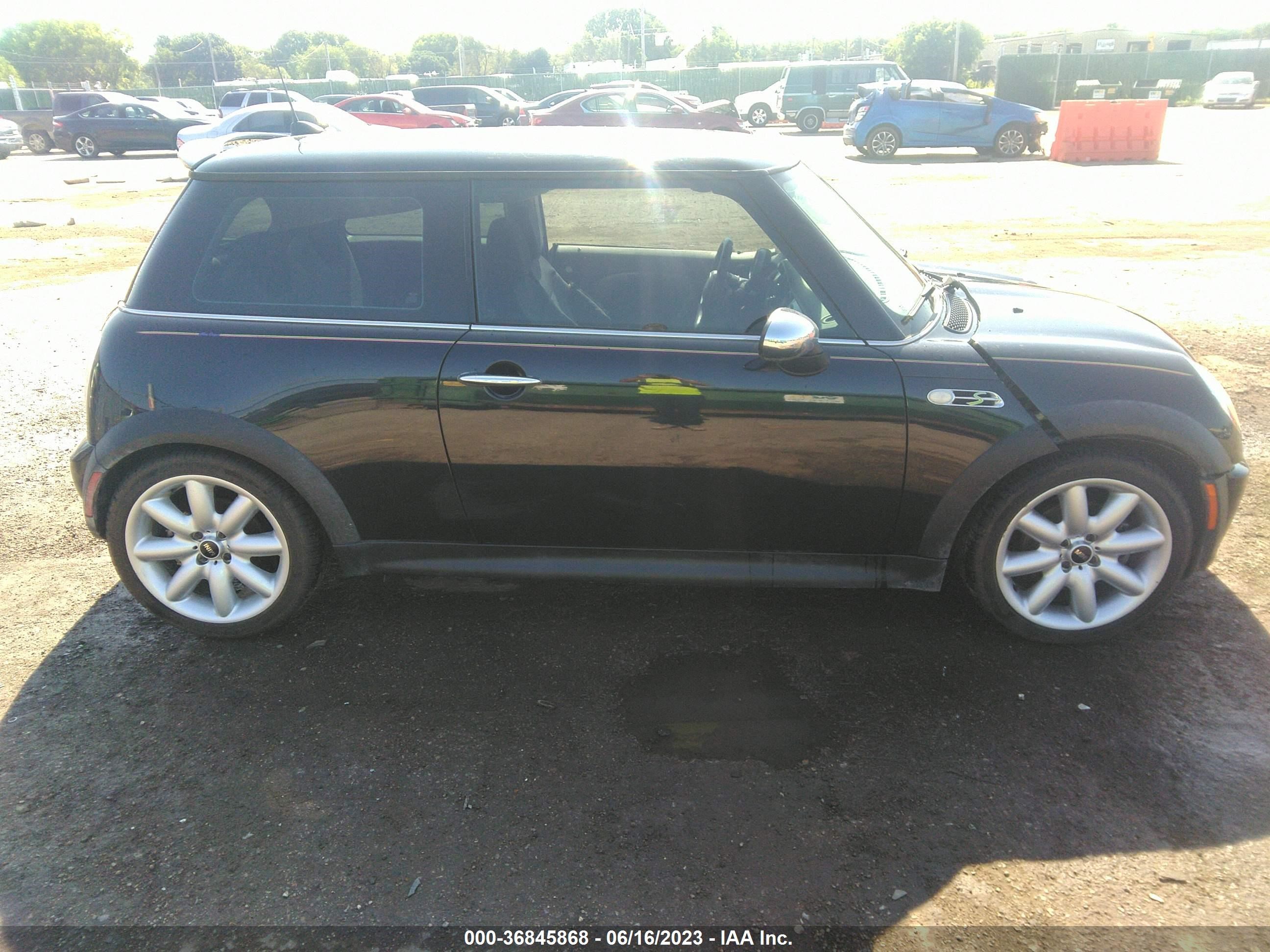 Photo 13 VIN: WMWRE33586TG99659 - MINI HARD TOP 