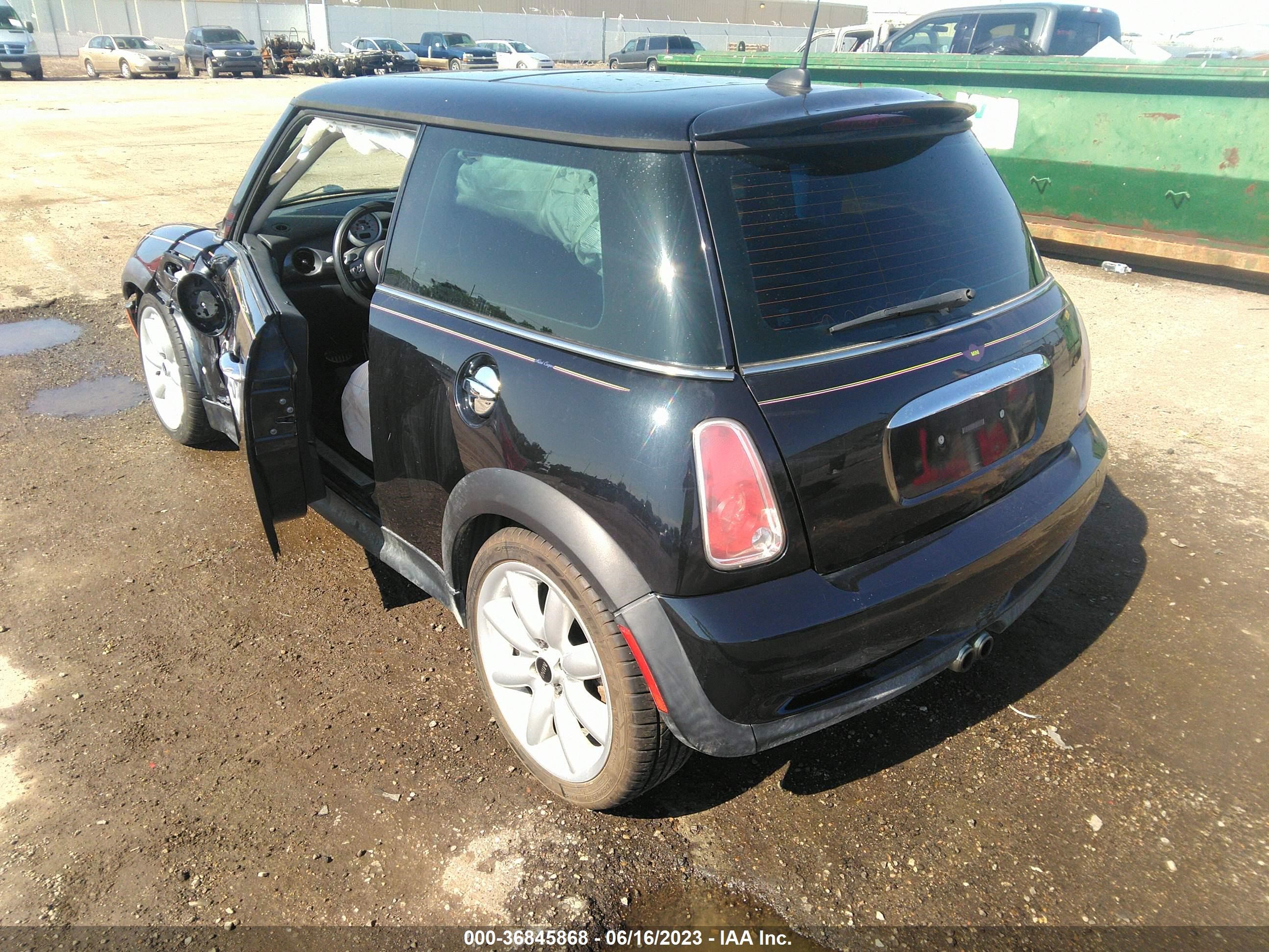 Photo 2 VIN: WMWRE33586TG99659 - MINI HARD TOP 