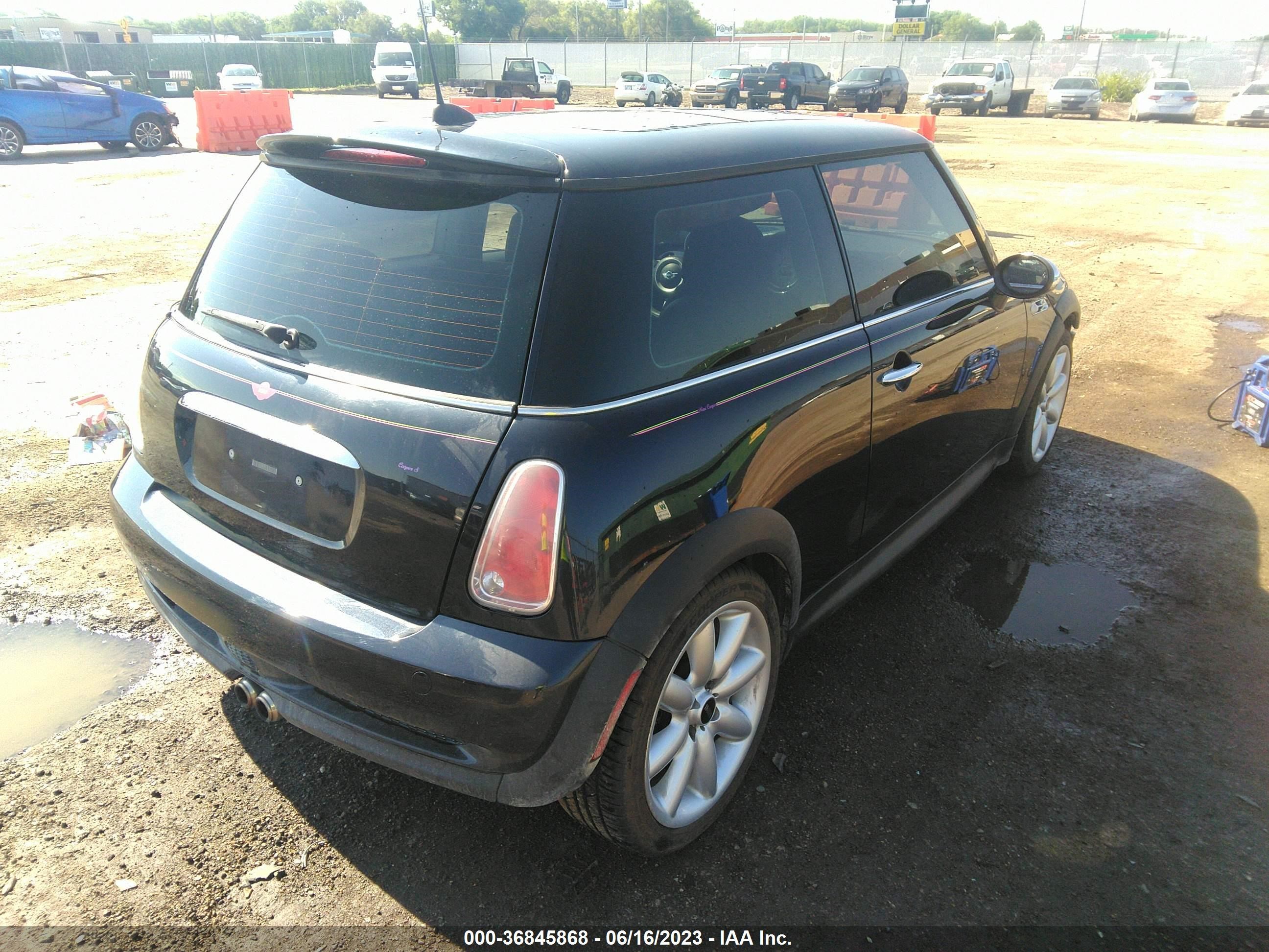 Photo 3 VIN: WMWRE33586TG99659 - MINI HARD TOP 