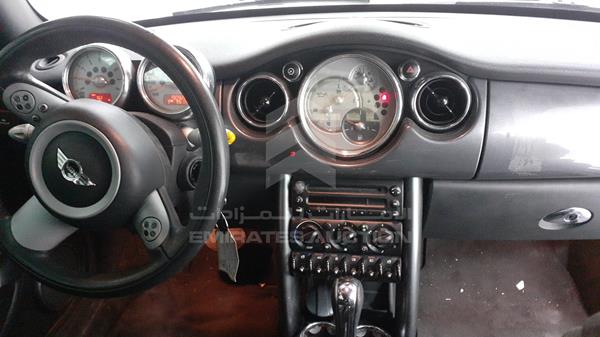 Photo 16 VIN: WMWRF31048TG06045 - MINI COOPER 