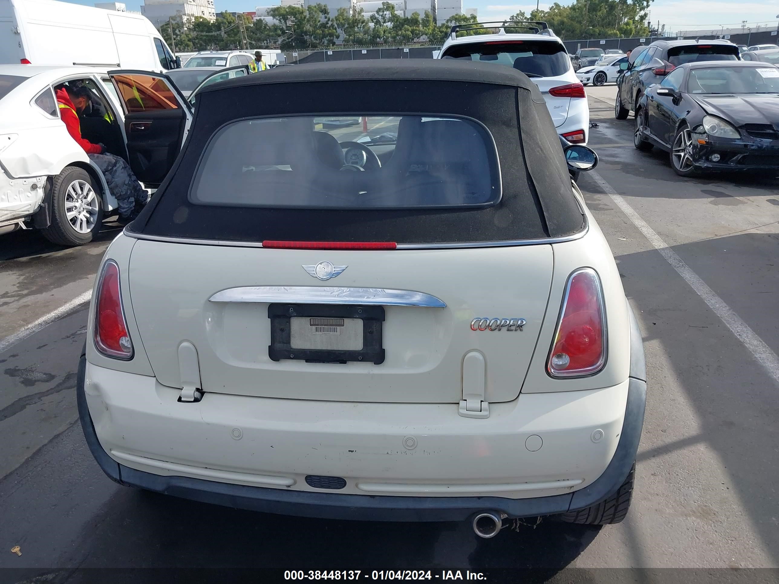 Photo 15 VIN: WMWRF33546TG14460 - MINI COOPER 