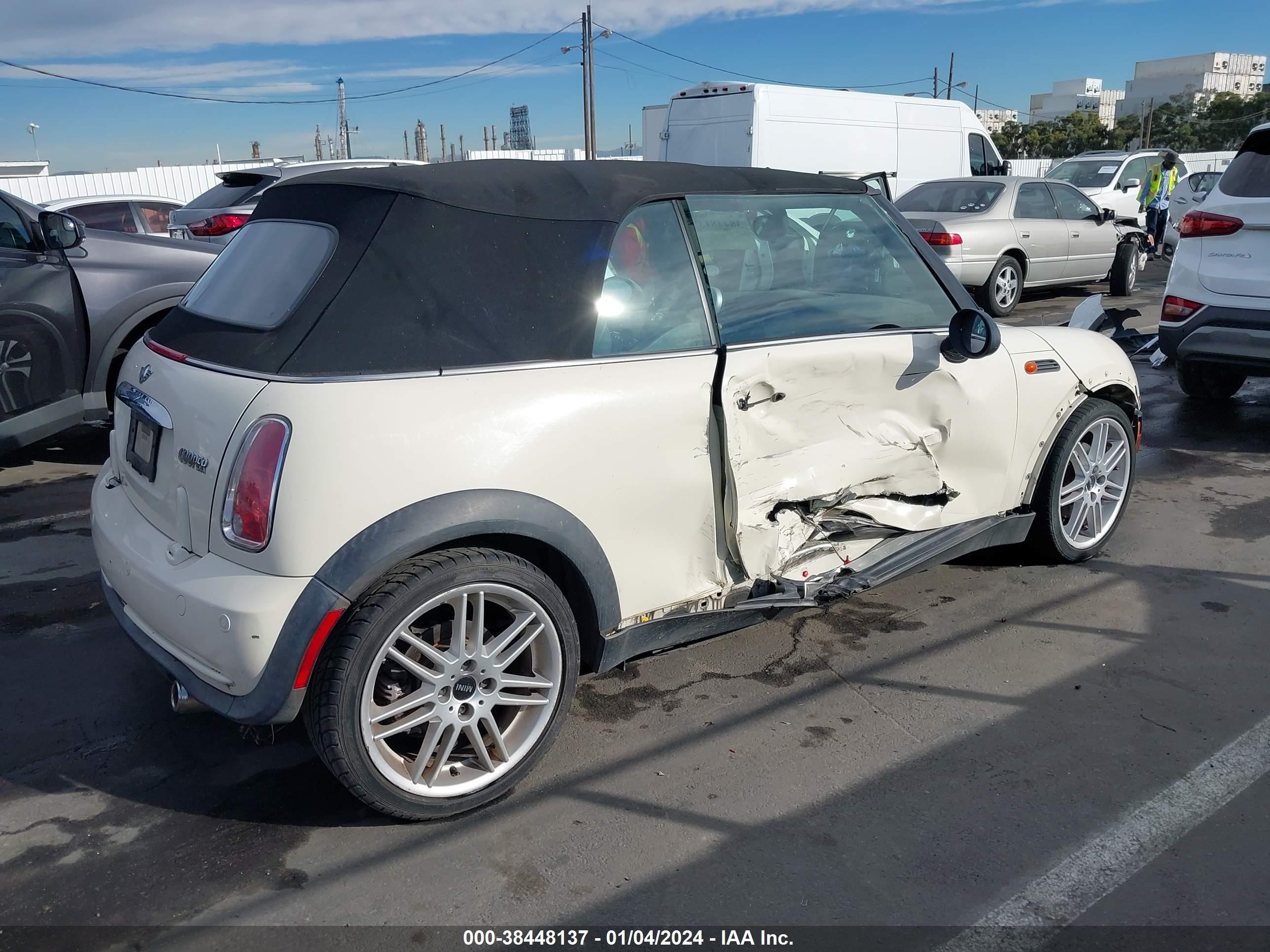 Photo 3 VIN: WMWRF33546TG14460 - MINI COOPER 