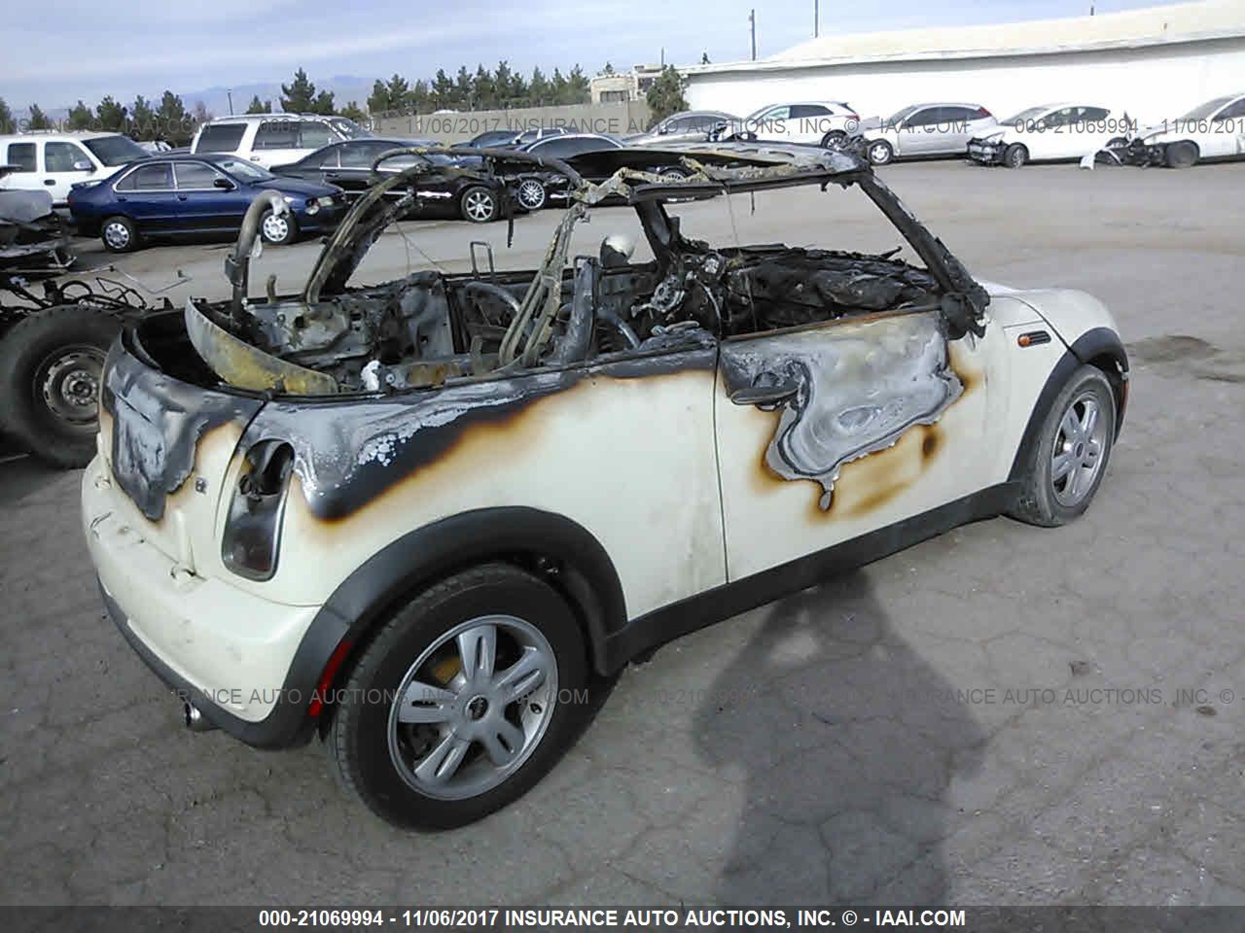 Photo 3 VIN: WMWRF33567TG17202 - MINI COOPER 