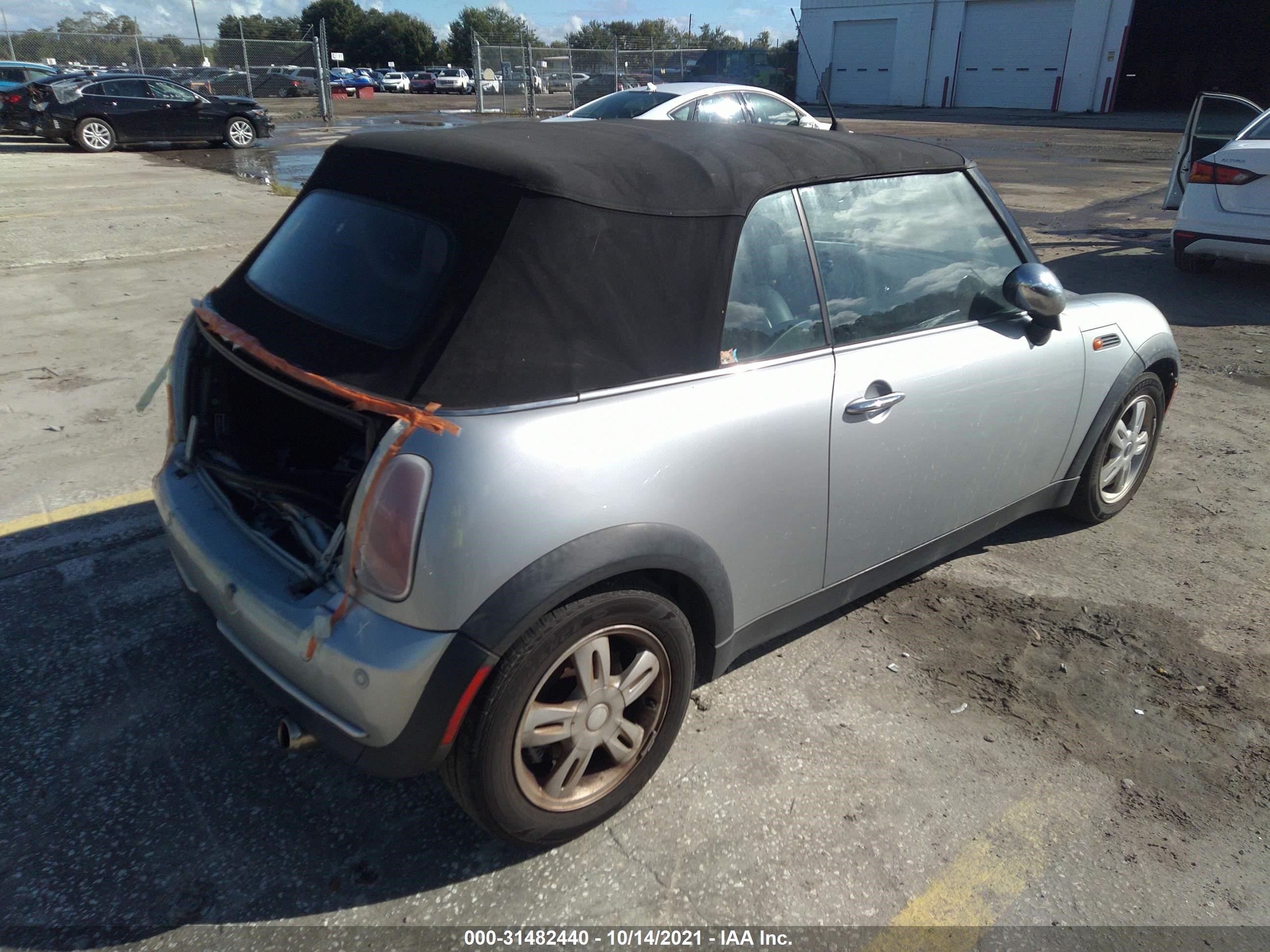 Photo 3 VIN: WMWRF33575TF63020 - MINI COOPER 