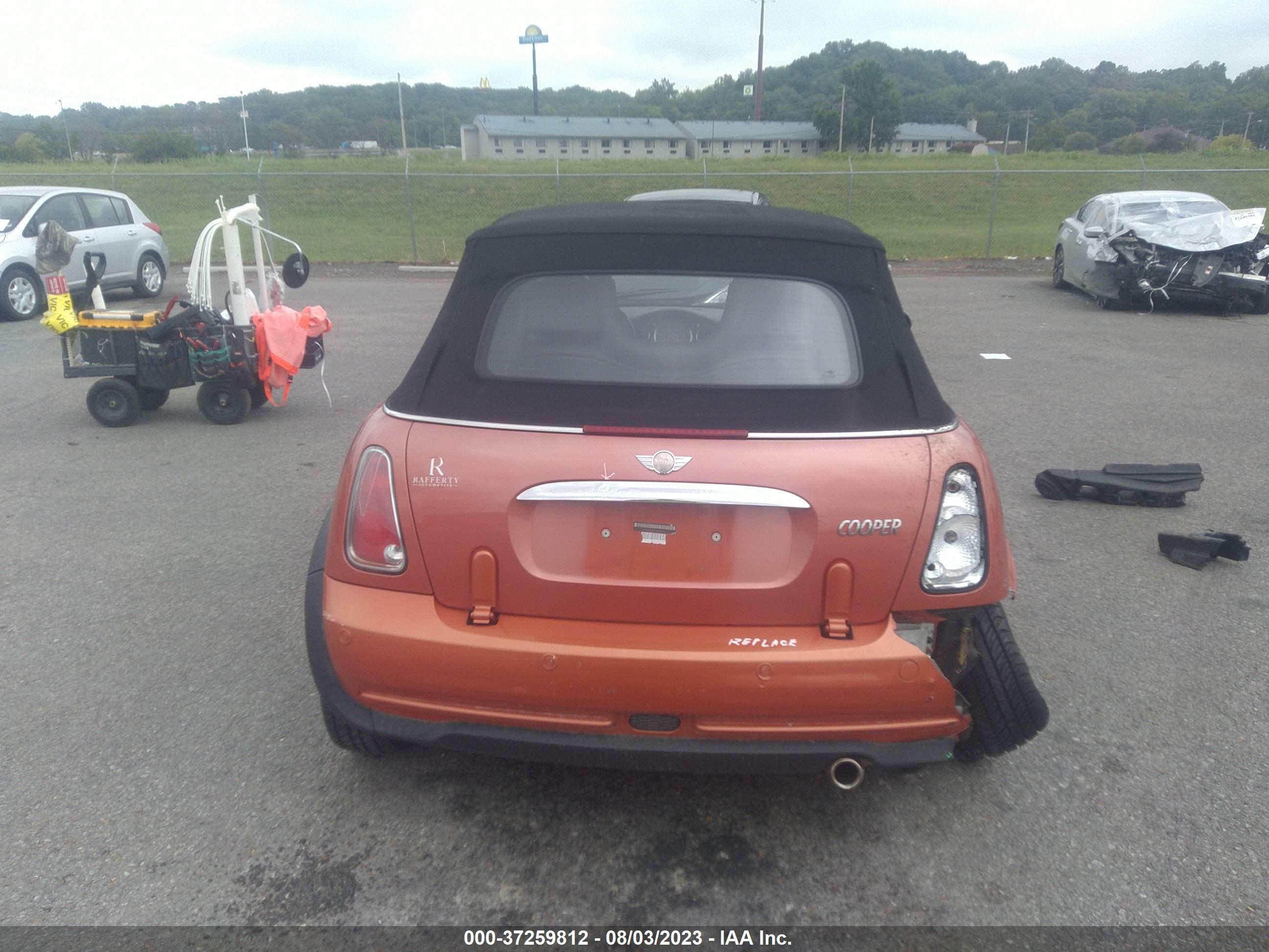 Photo 14 VIN: WMWRF33586TG16115 - MINI COOPER 