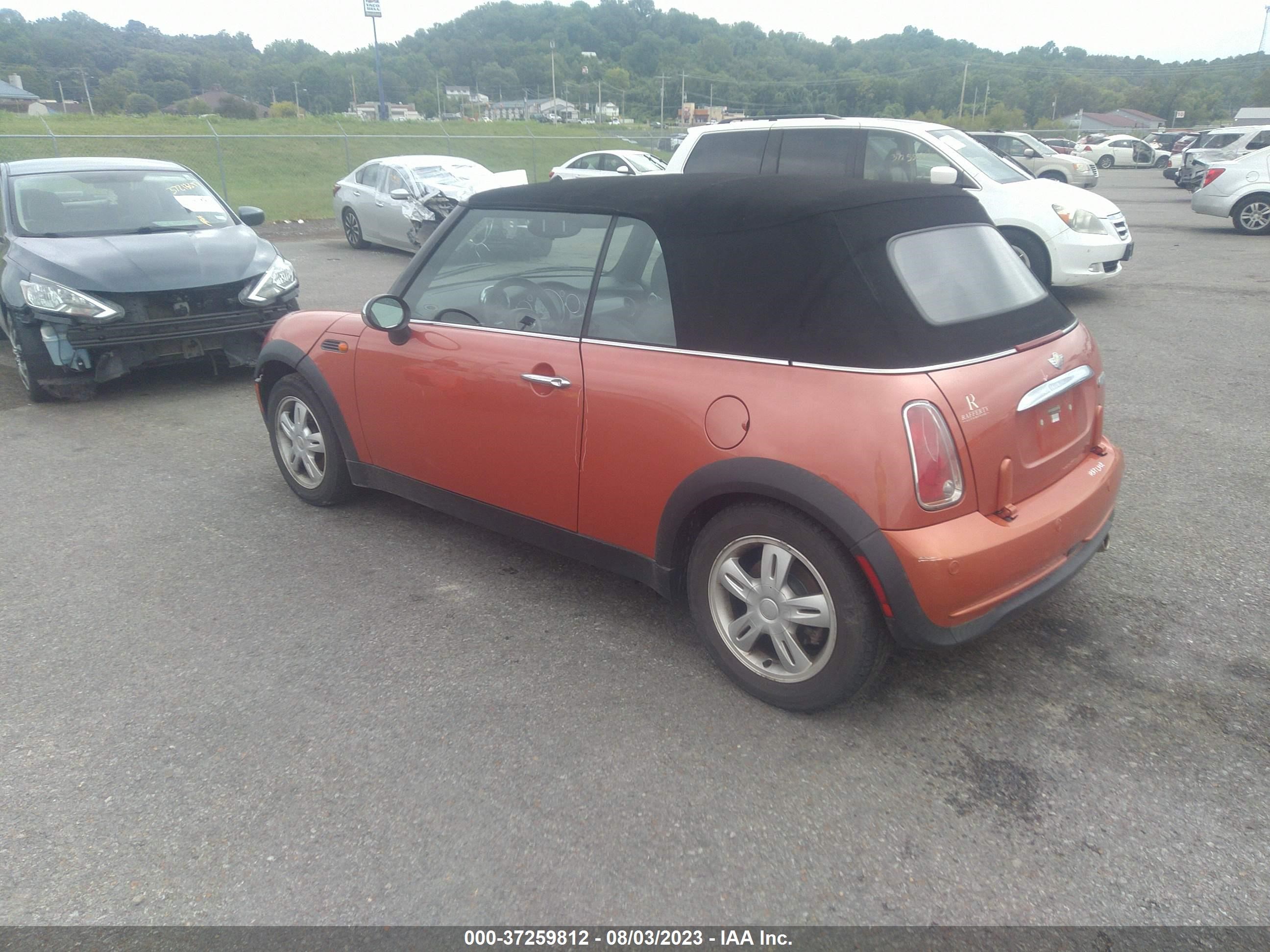 Photo 2 VIN: WMWRF33586TG16115 - MINI COOPER 